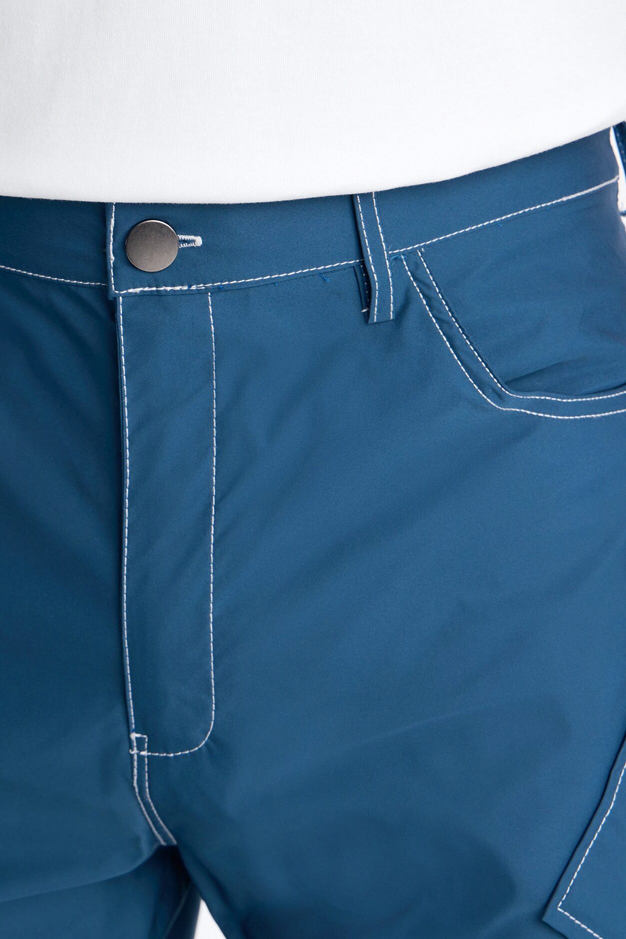 Relaxed Diamond Appeal Contrast Thread Short - Blue