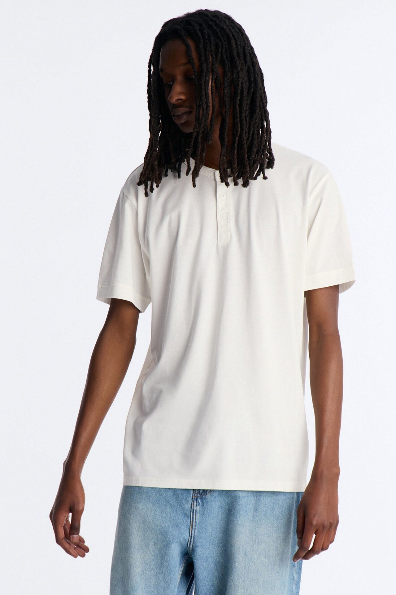 Your Everyday Classic Henley - White
