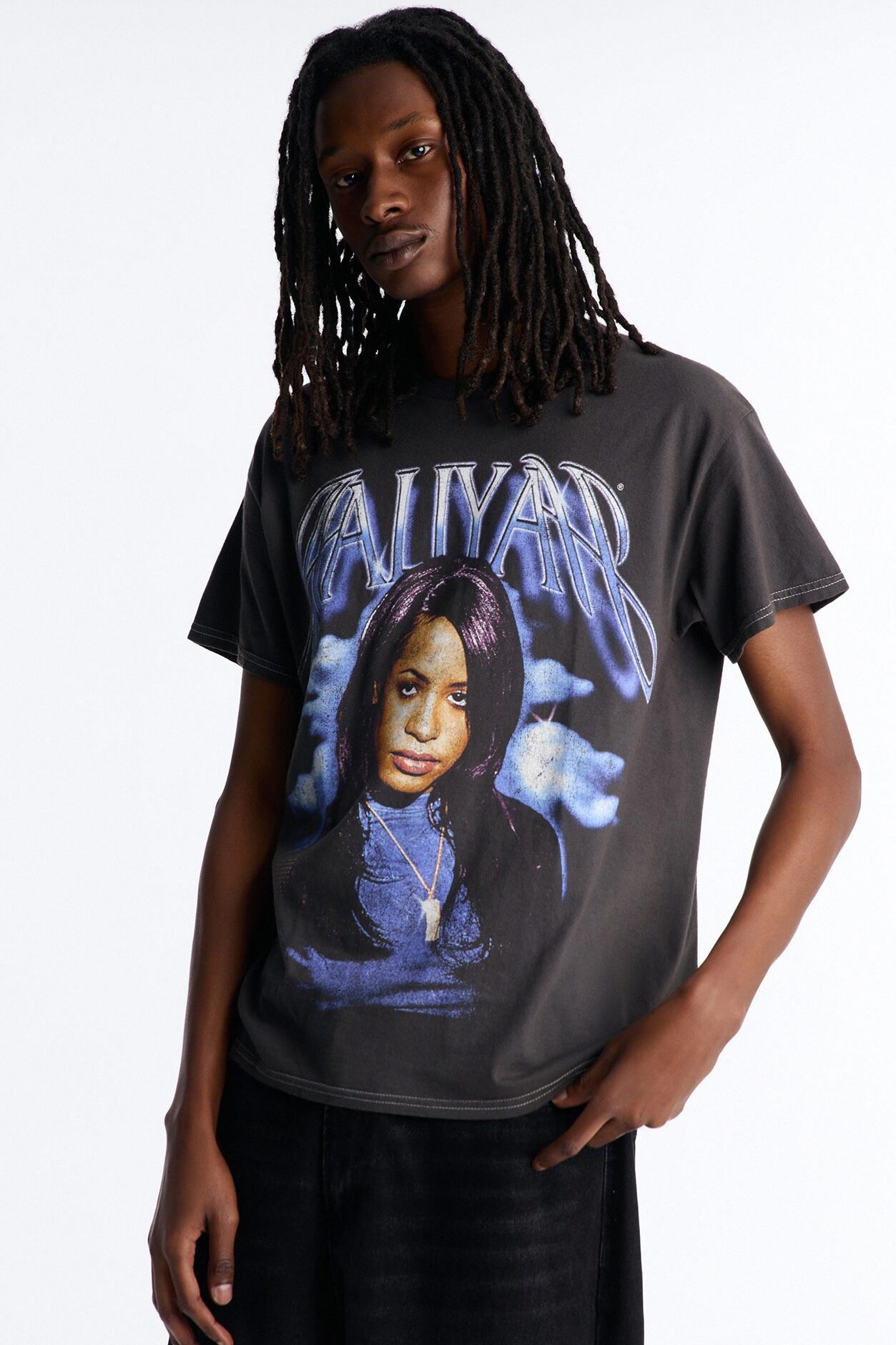 Aaliyah One In A Million Album Short Sleeve Tee - Black