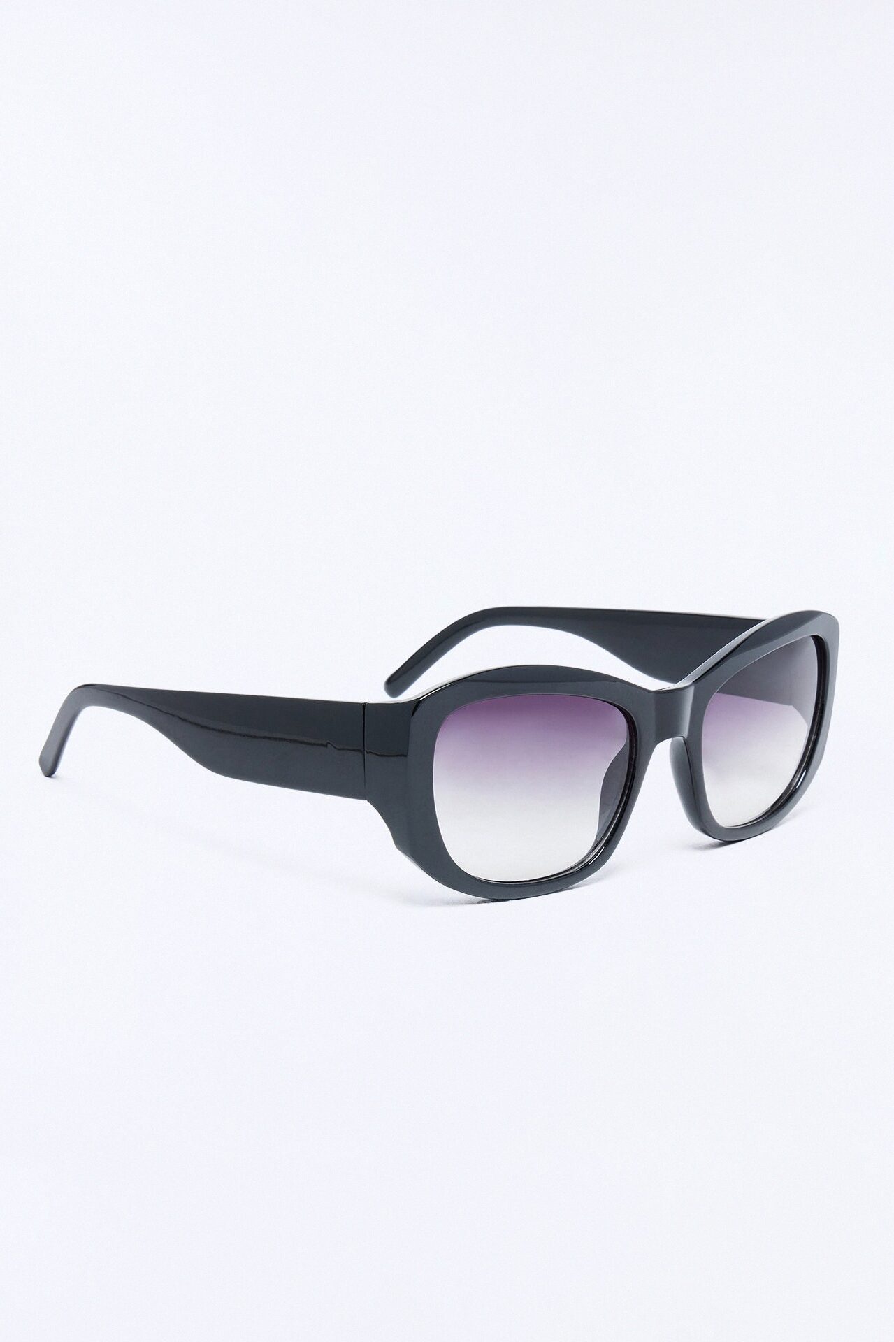 Lucky Girl Syndrome Sunglasses - Black