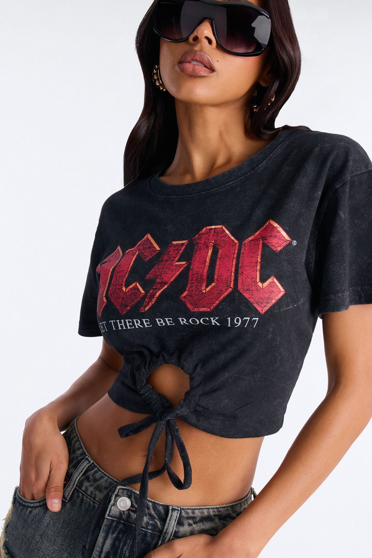 ACDC Mineral Washed Key Hole Tee - Black Wash