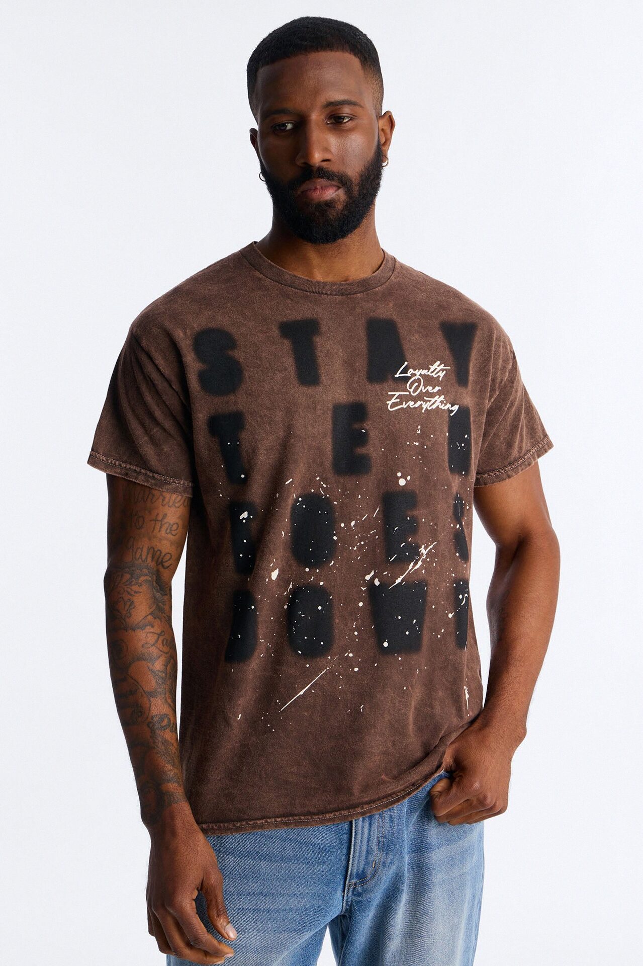 Stay Ten Toes Down Short Sleeve Tee - Chocolate