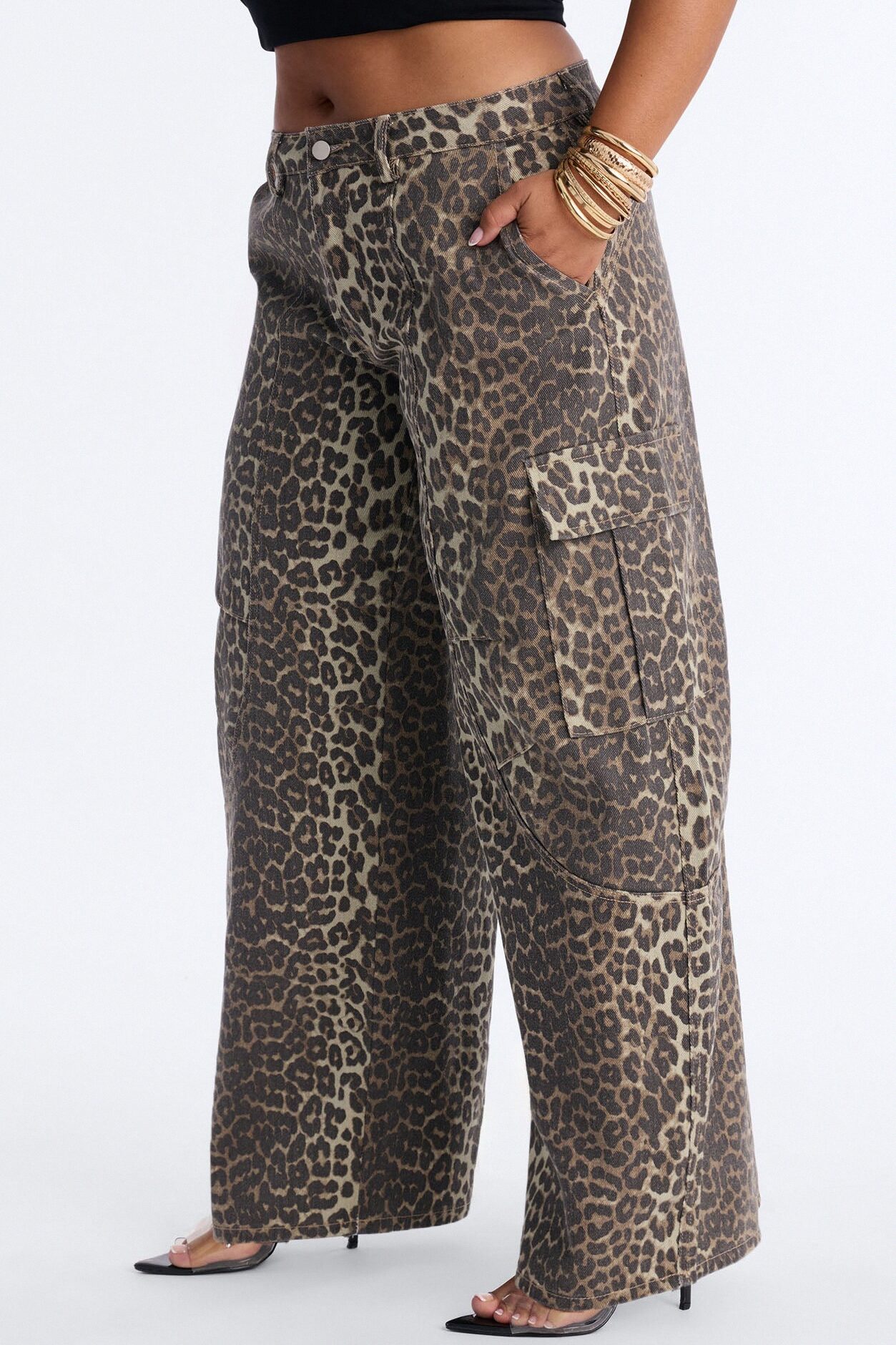 Londyn Leopard Mid Rise Cargo Barrel Leg Pant 30″ - Leopard