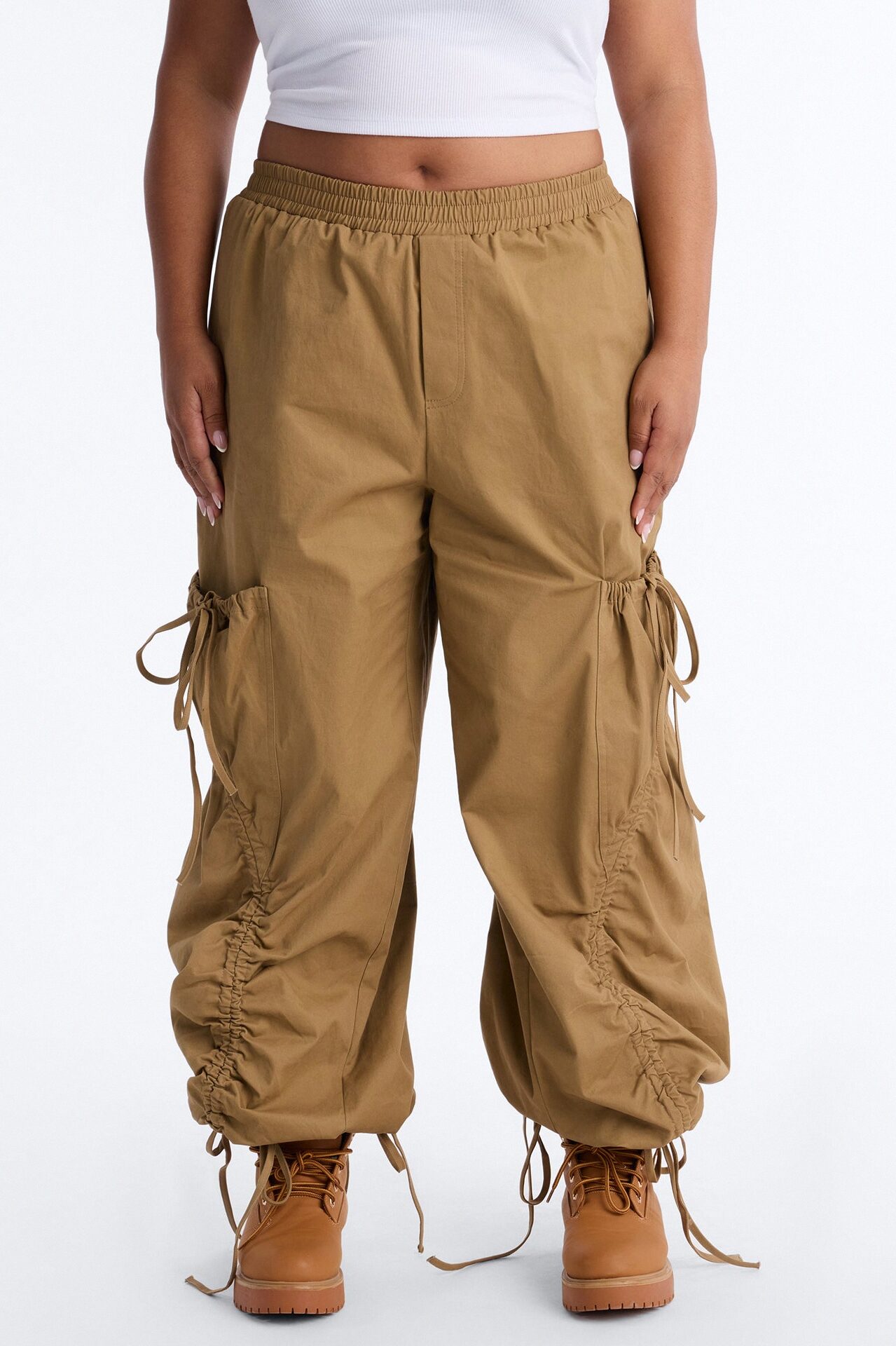 Gemma Low Rise Ruched Jogger Cargo Pant 30″ - Camel
