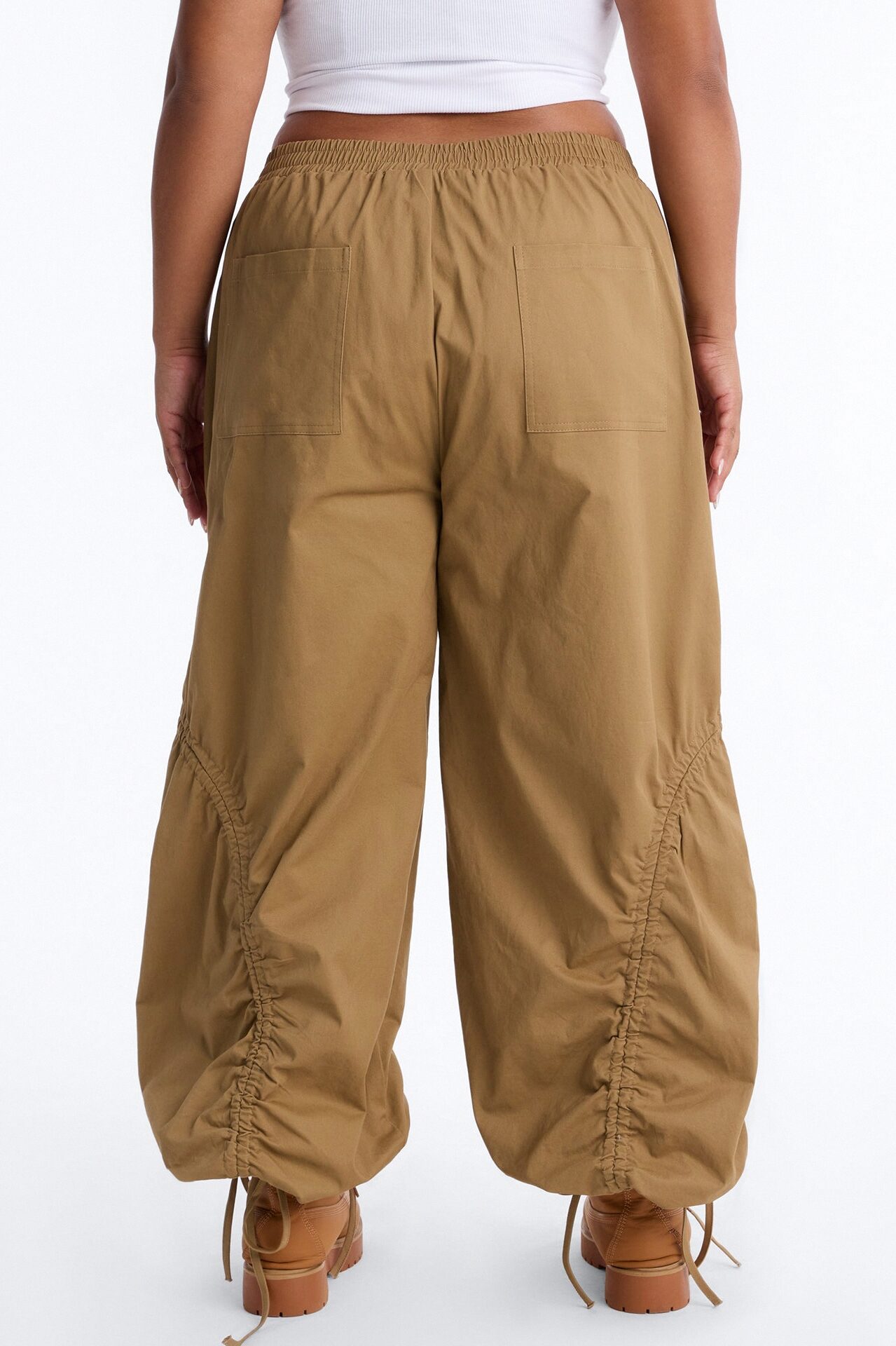 Gemma Low Rise Ruched Jogger Cargo Pant 30″ - Camel