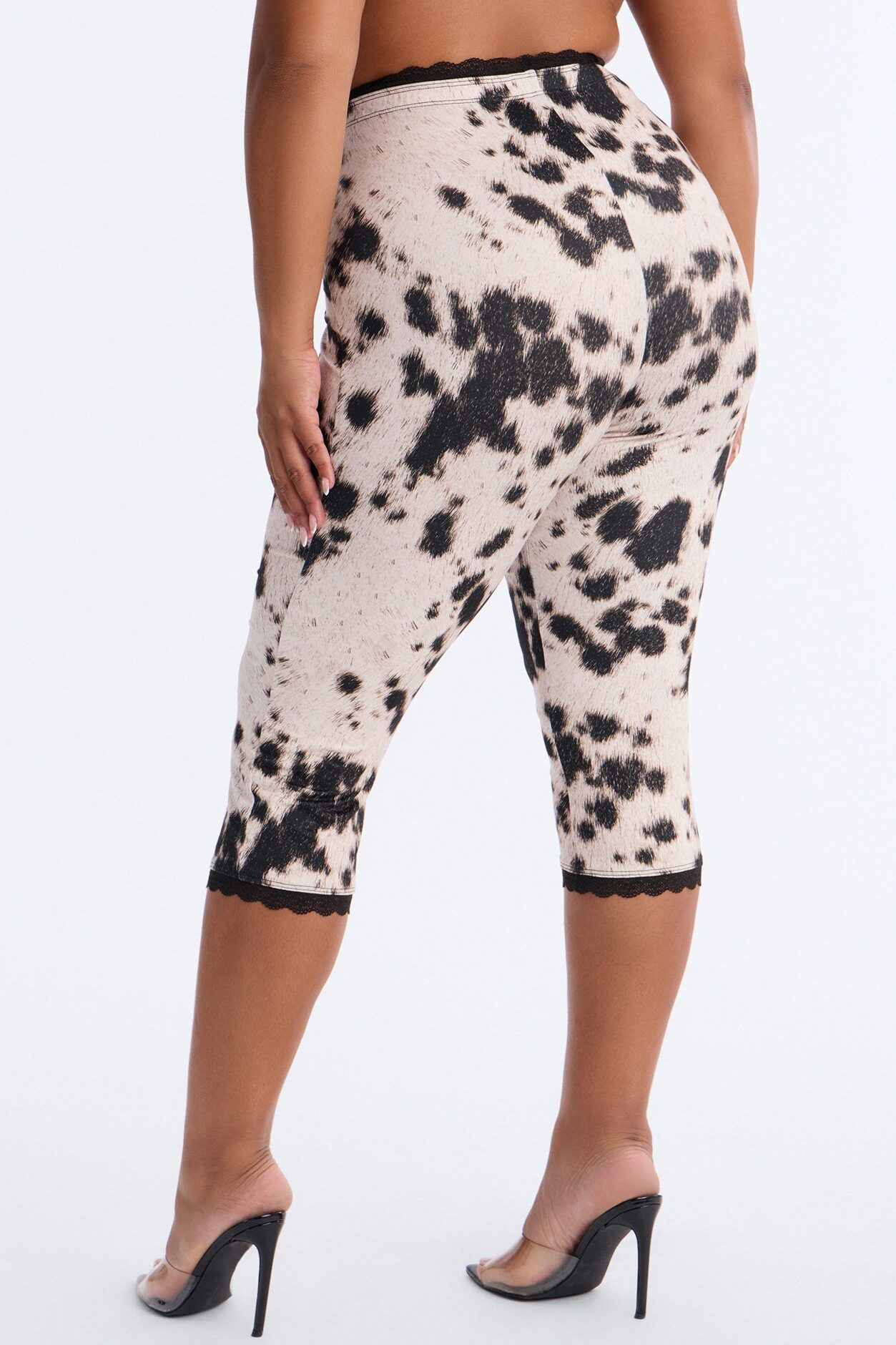Florentina Lace Trim Capri Legging - Cream/combo