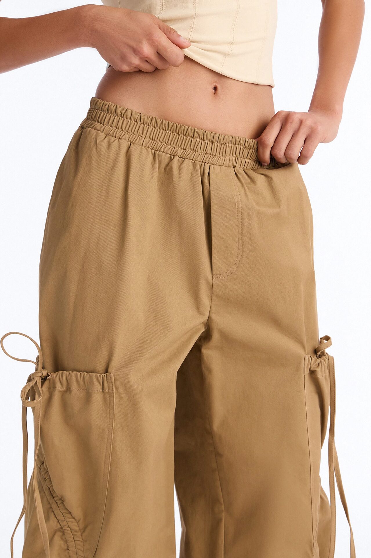 Gemma Low Rise Ruched Jogger Cargo Pant 30″ - Camel
