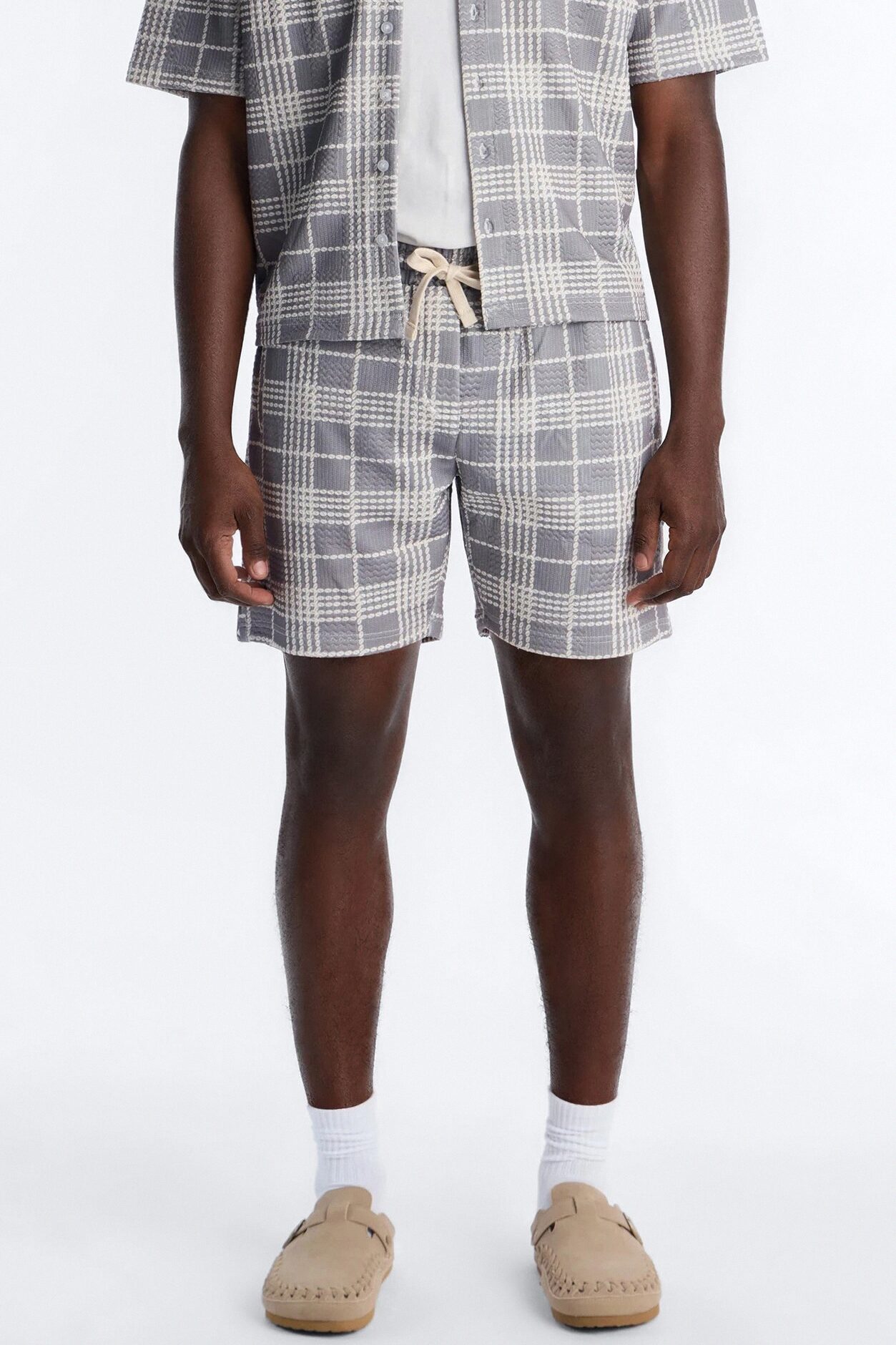 Islander Beadline Relaxed Short - Grey