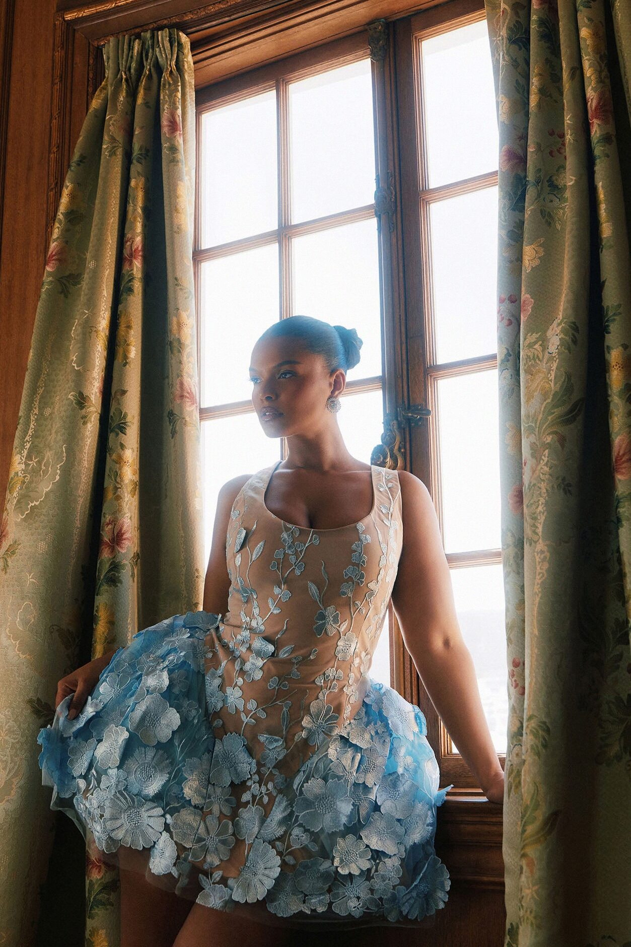 Garden Grace Floral Embroidered Mini Dress - Light Blue