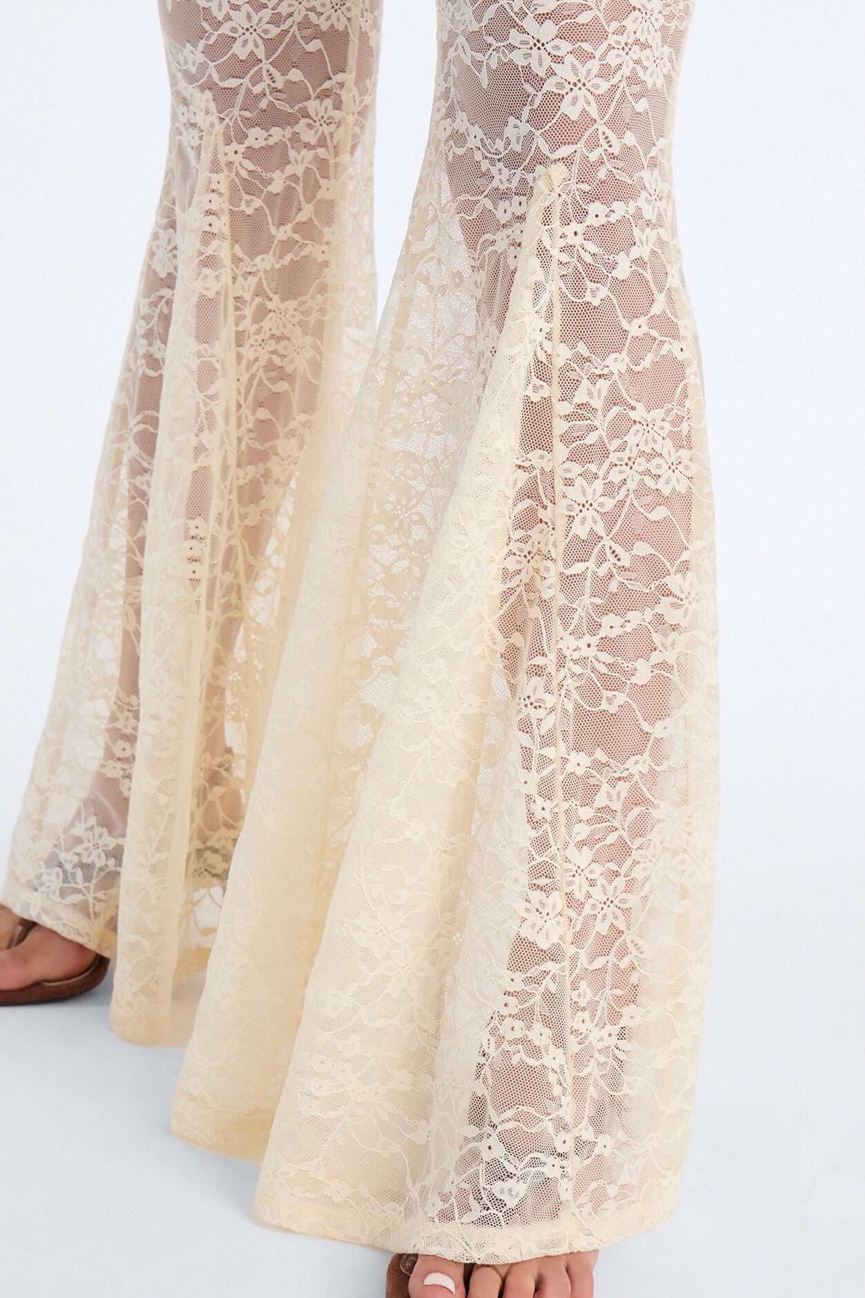 Emmalyn Lace Flare Pant - Cream