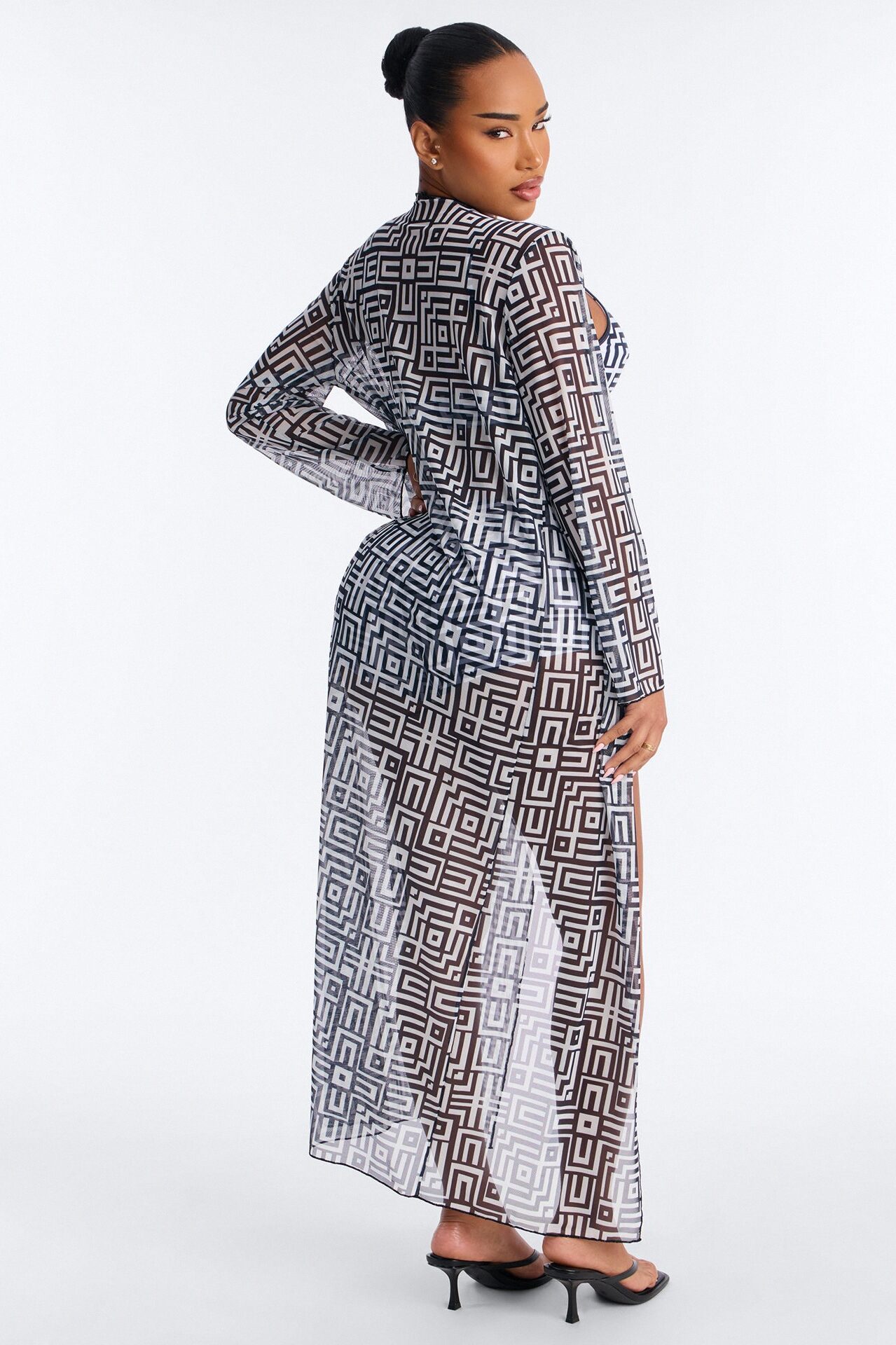 Checking You Out Bikini And Coverup Set - Black/White