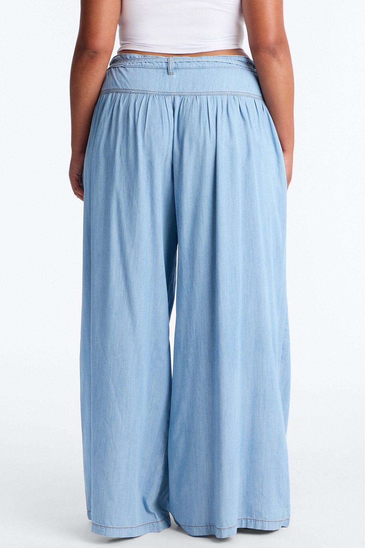 Golden Hour Chambray Tie Waist Pant 33″ - Light Wash