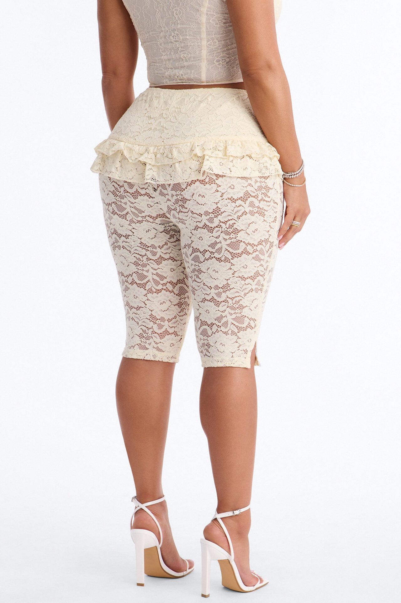 Antonella Skirted Lace Capri Legging - Ivory