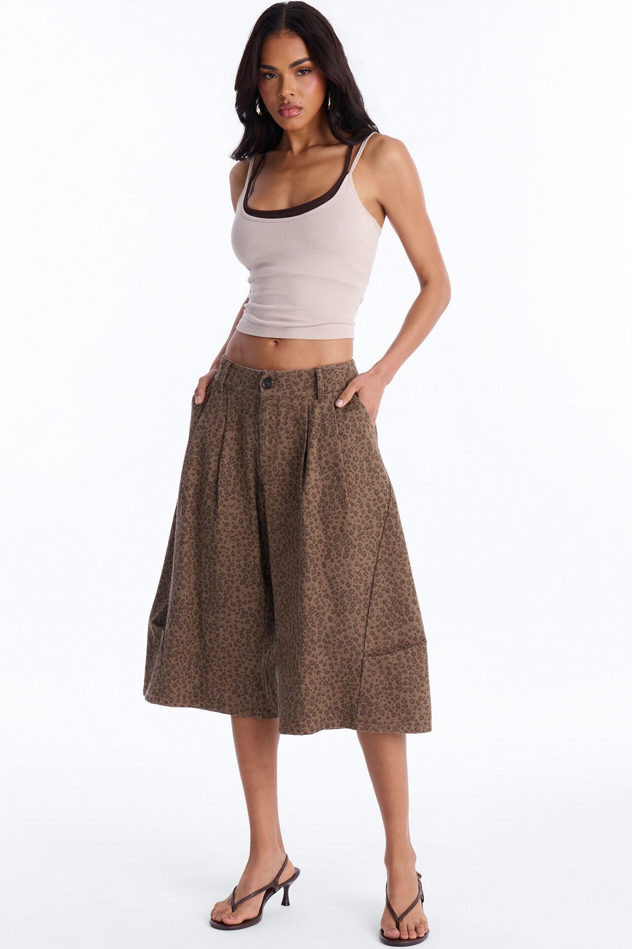 Zoey Low Rise Barrel Leopard Bermuda Short - Leopard