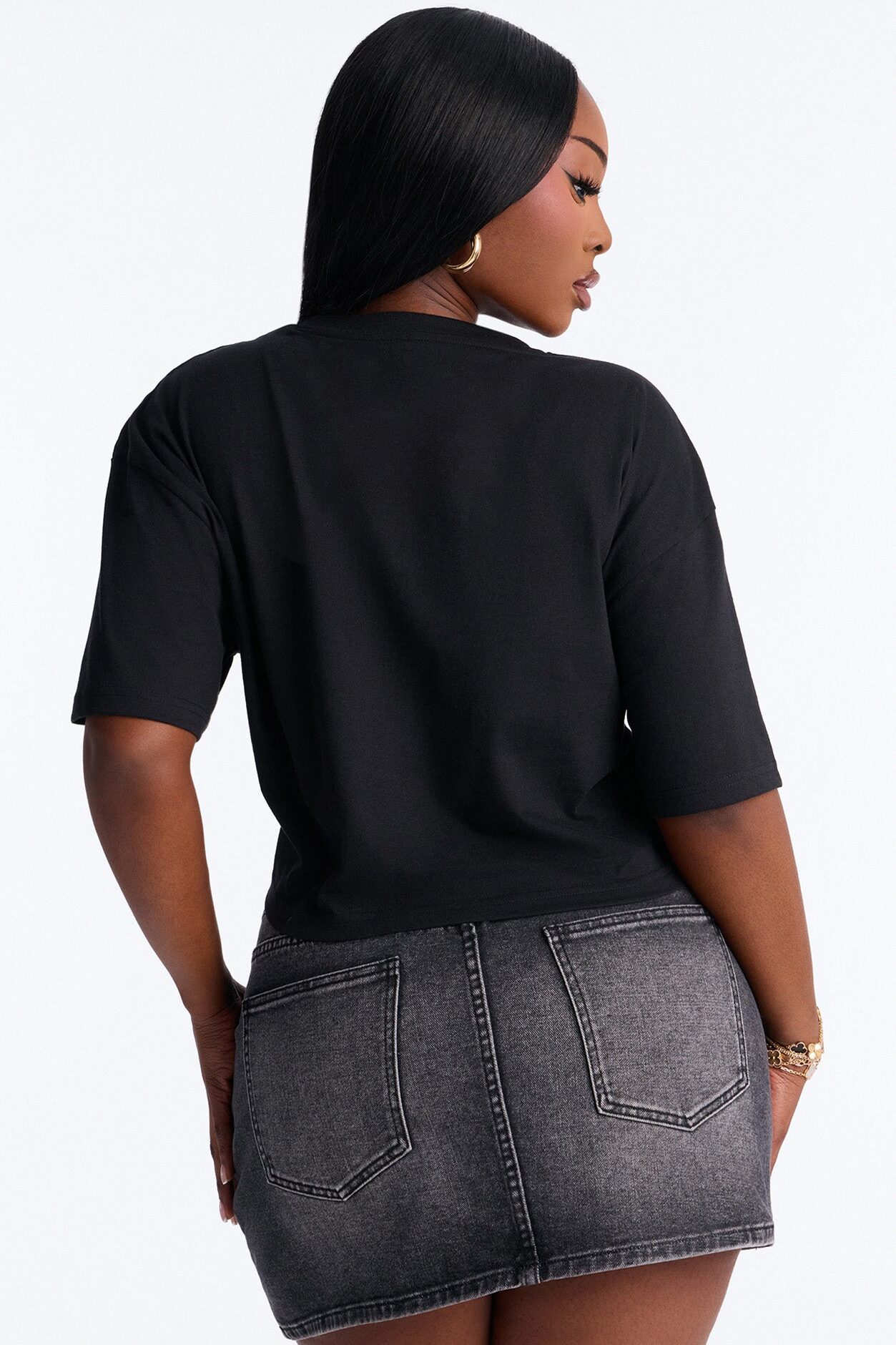 New York City Key Hole Cropped Tee - Black