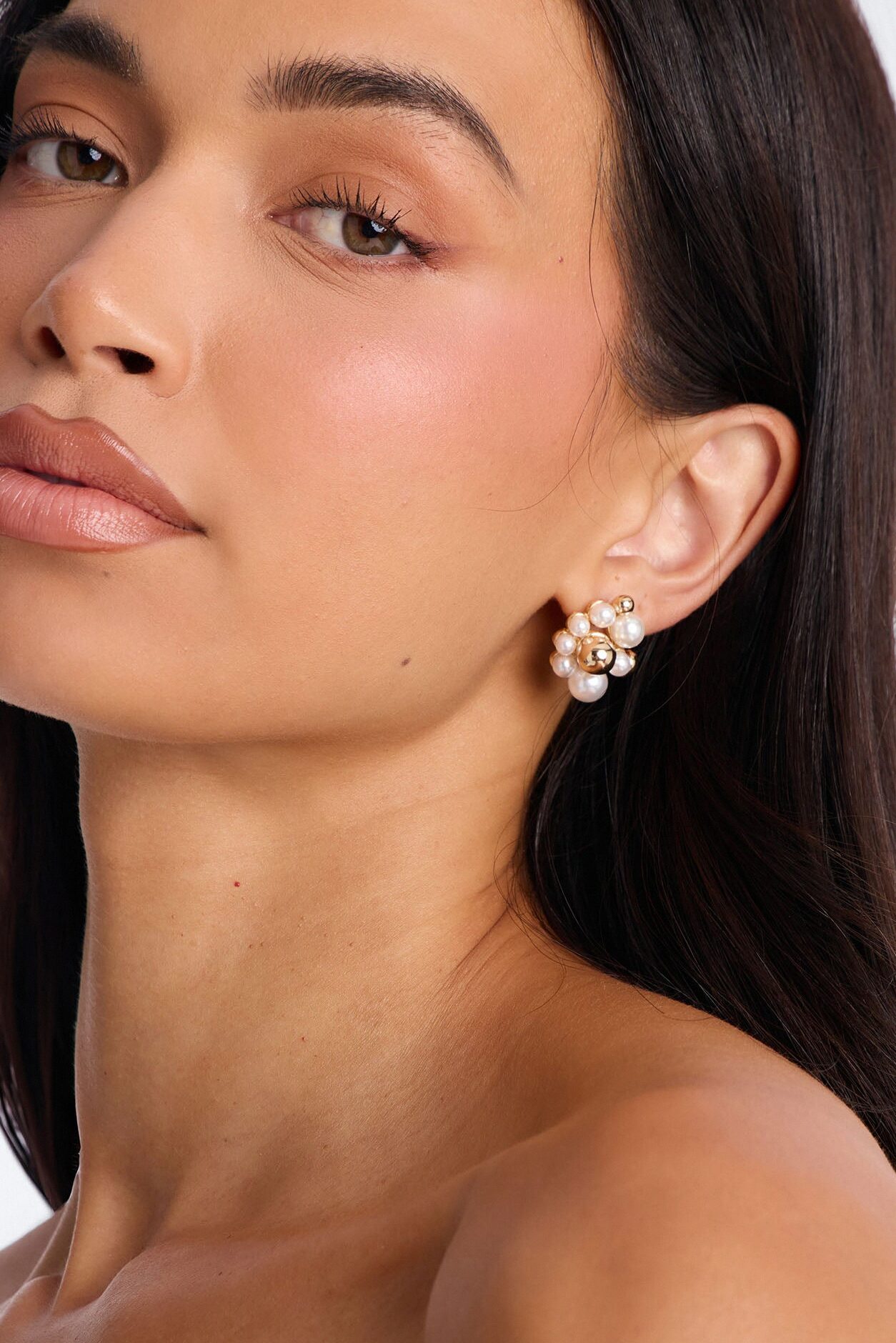 All In Beads Pearl Stud Earrings - Gold/combo