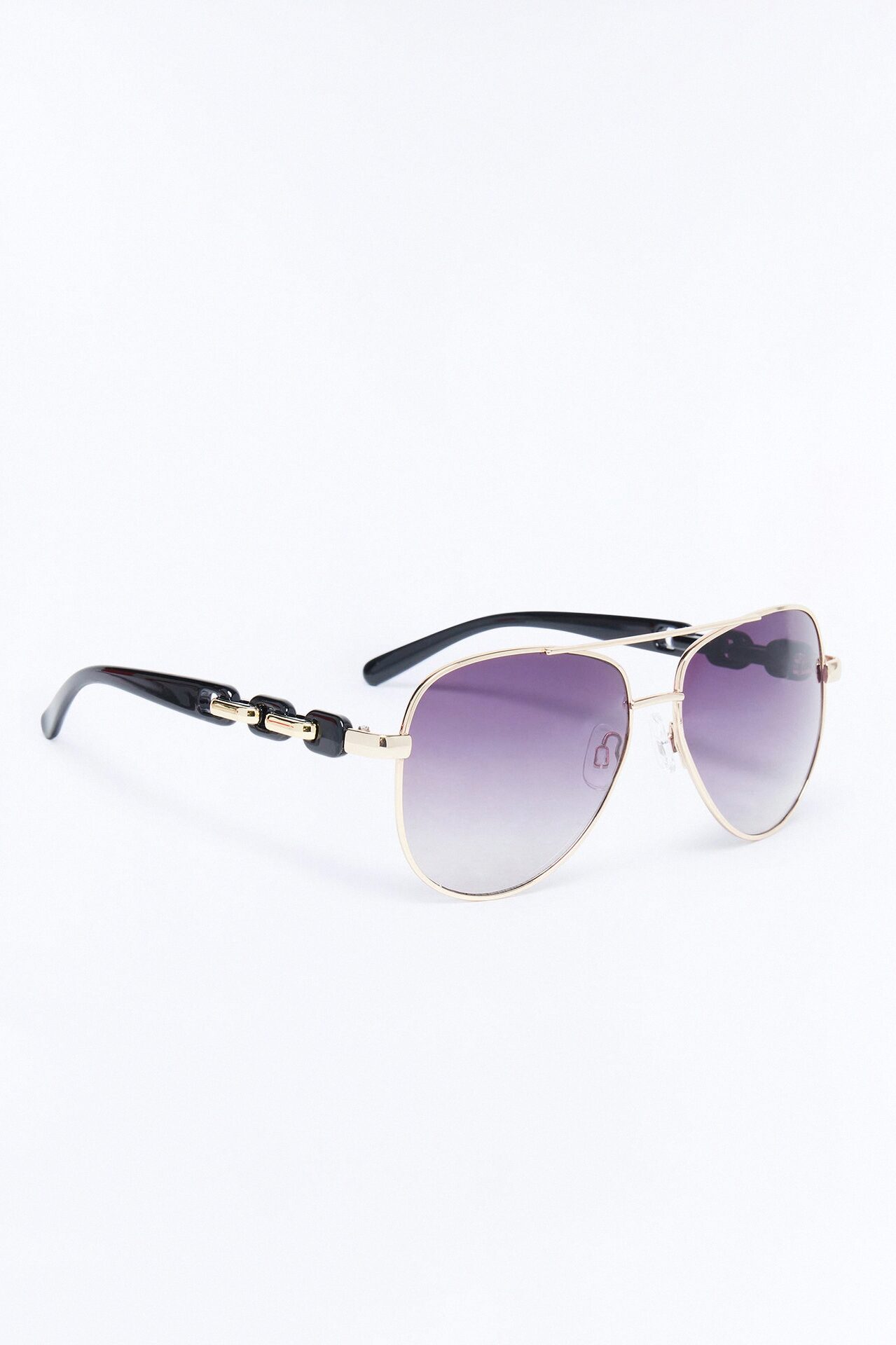 Courtyard Cutie Sunglasses - Black/Gold