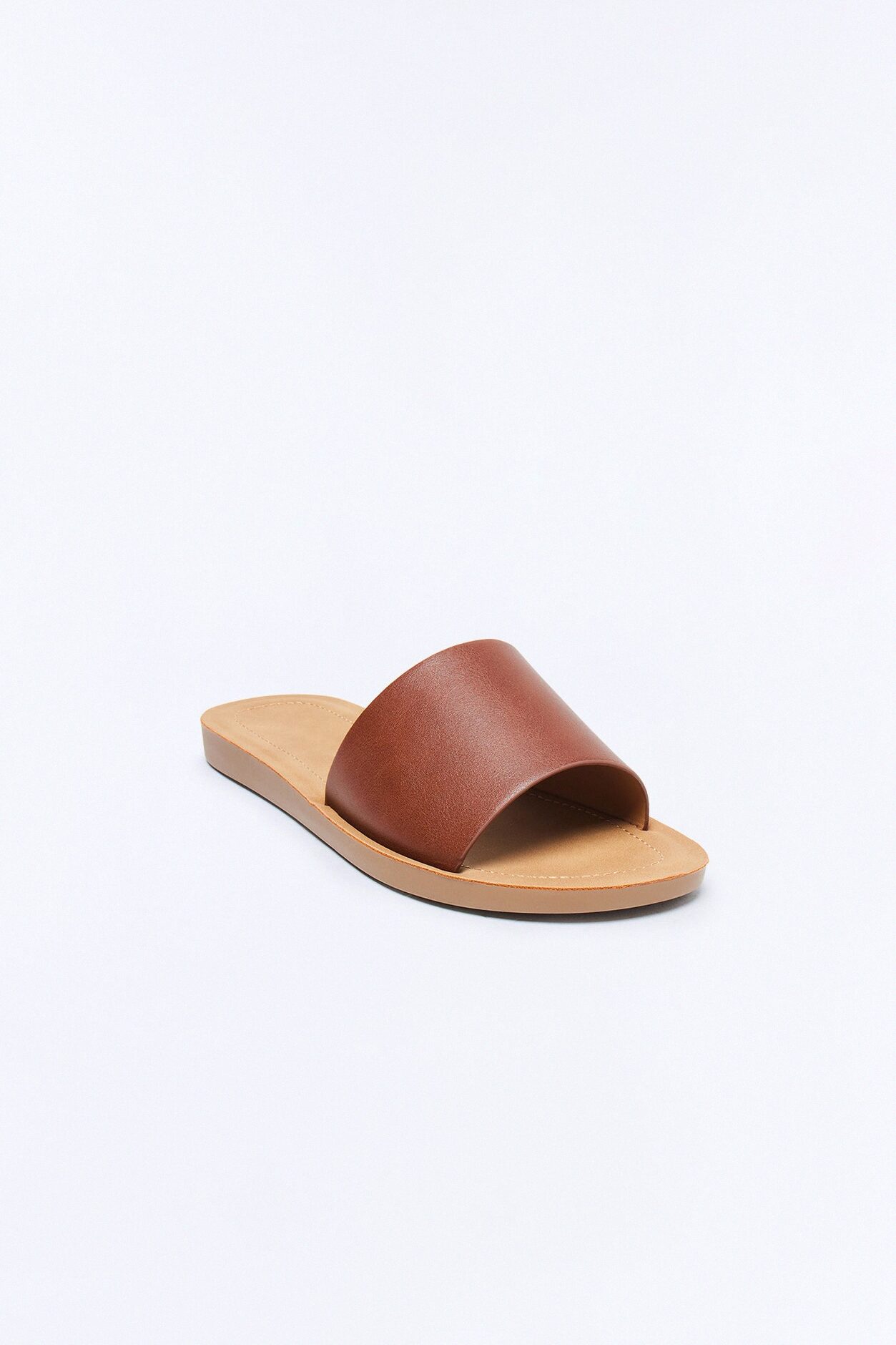 Janie Flat Sandals - Brown