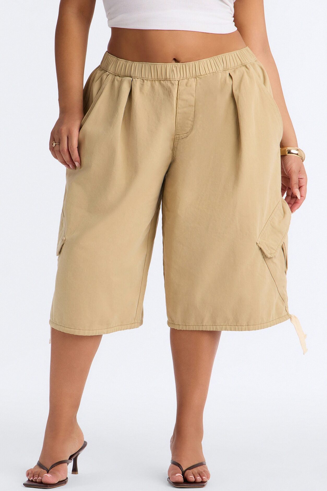 Carter Twill Cargo Bubble Hem Bermuda Short - Khaki