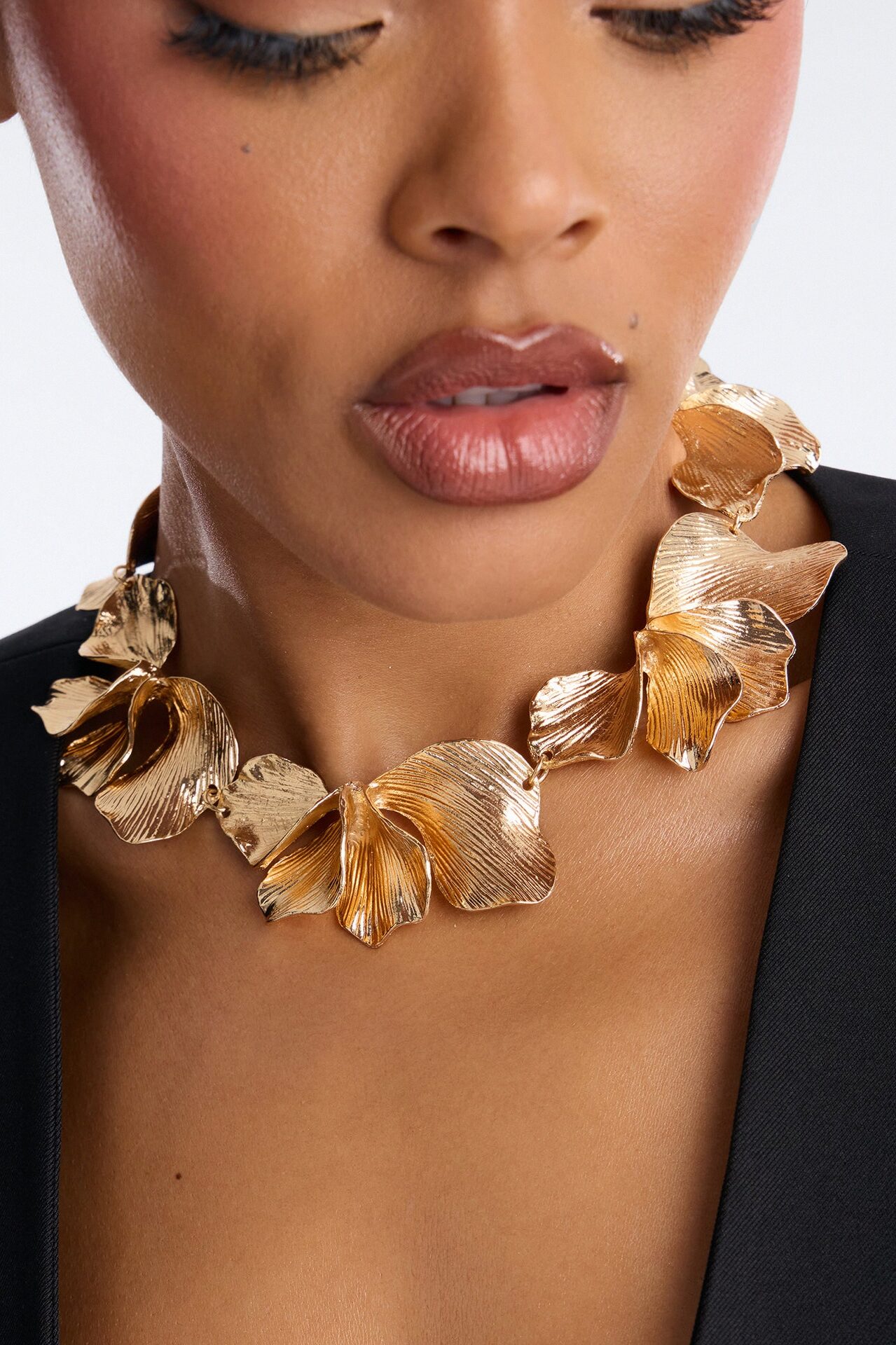 Petals For You Necklace - Gold