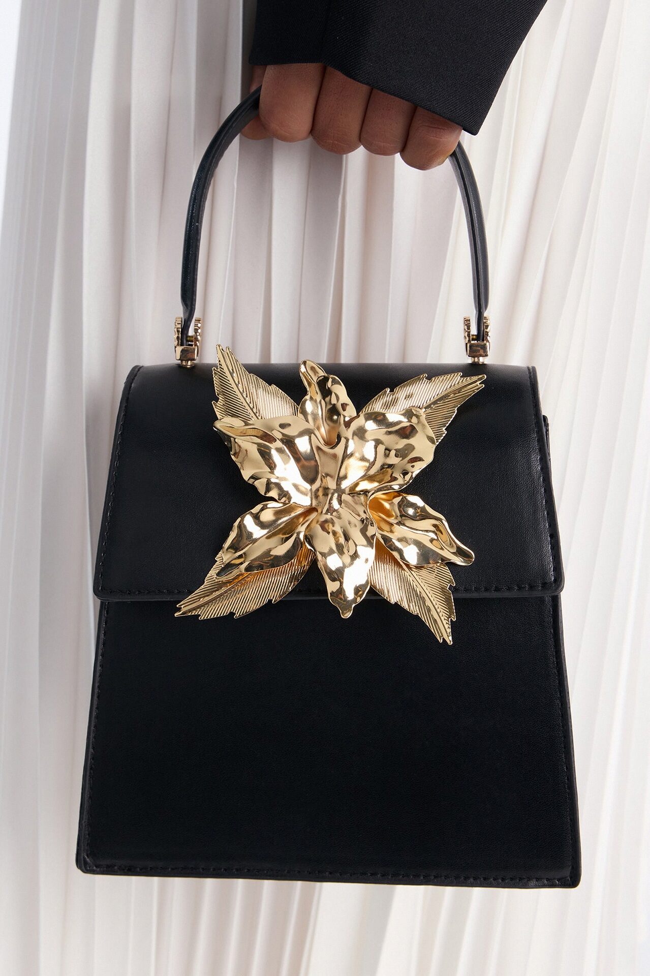 Floral Dreams Faux Leather Satchel Handbag - Black/Gold