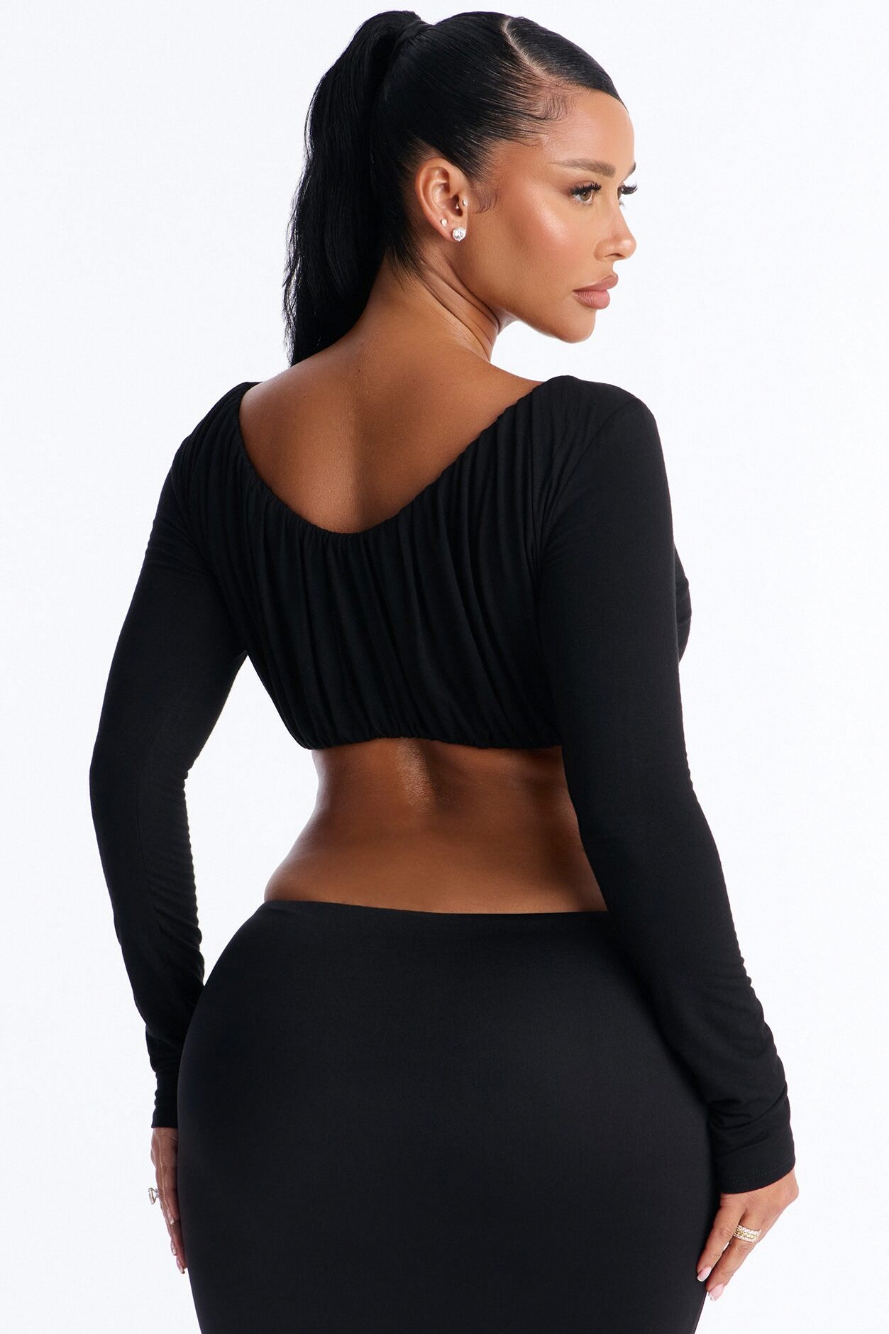 Skye Ruched Scoop Neck Long Sleeve Crop Top - Black