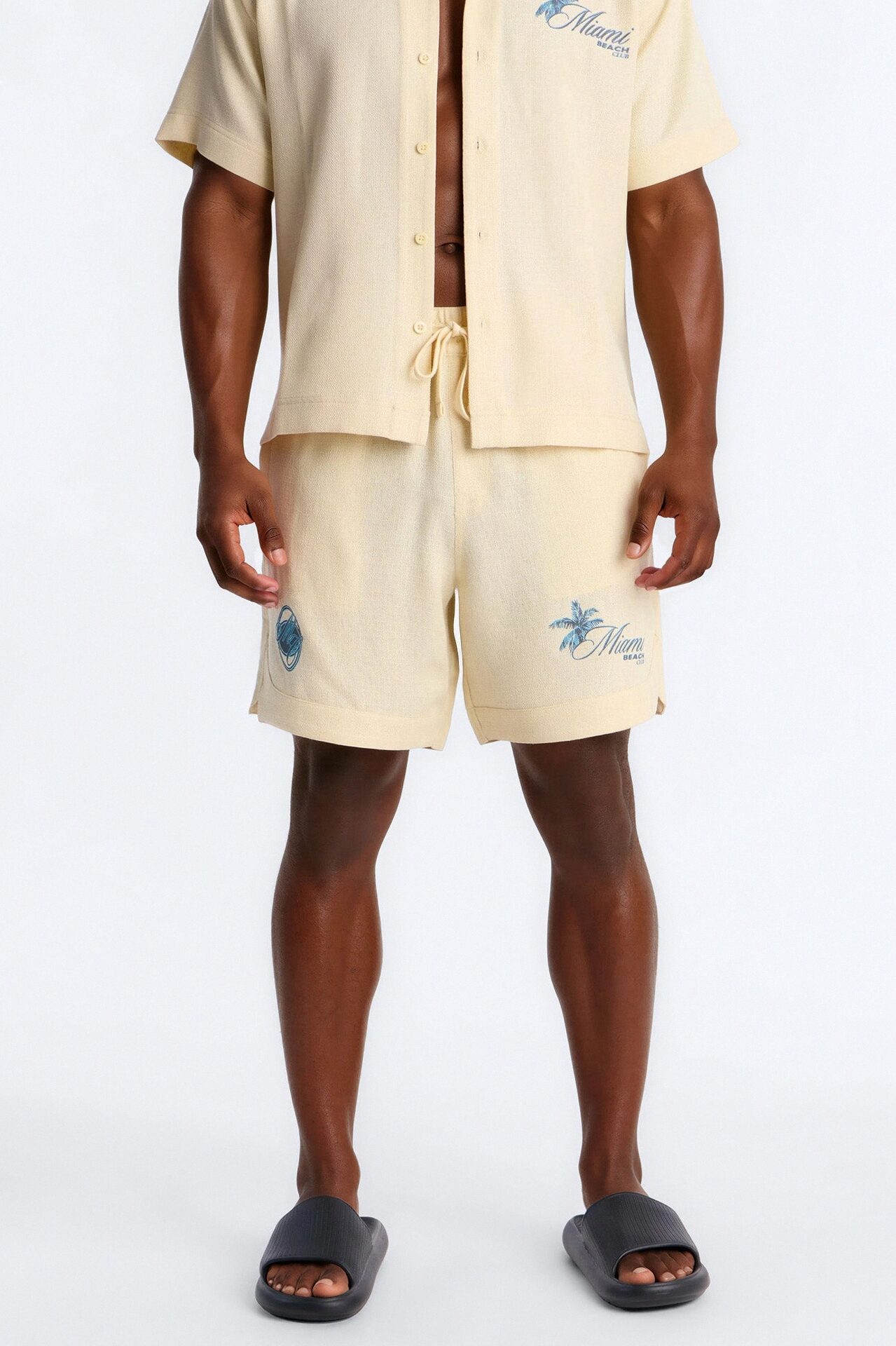 Relaxed Miami Beach Club Short - Butter Yellow