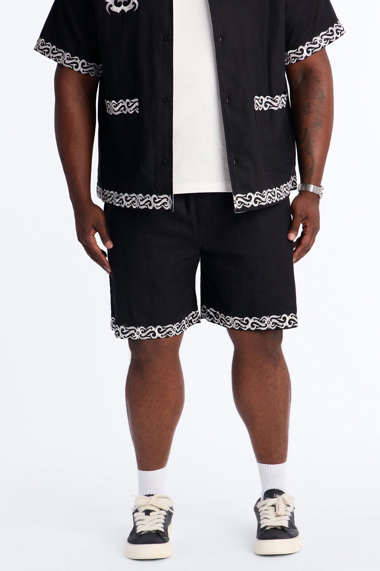 Relaxed Coastal Isla Short - Black