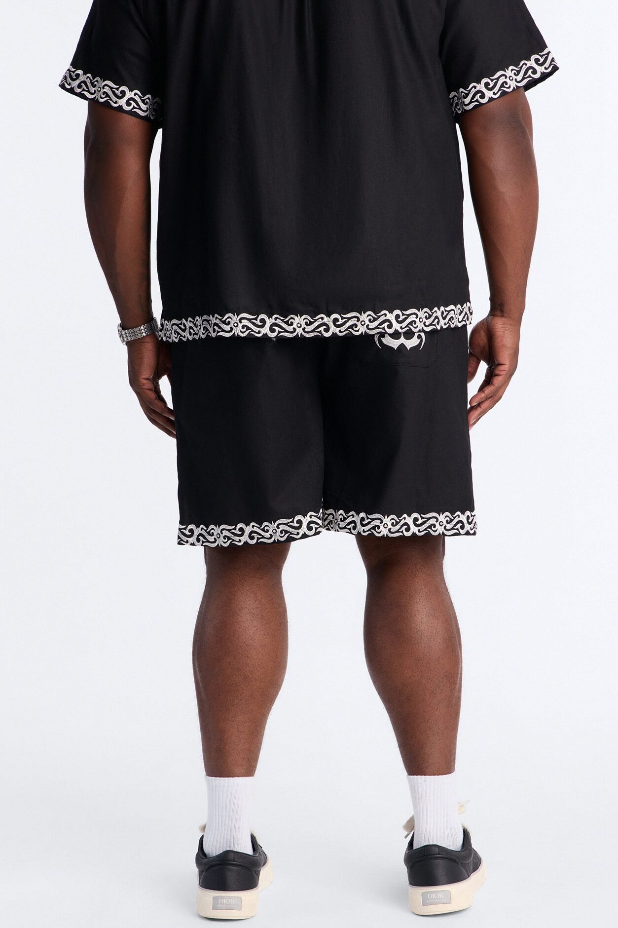 Relaxed Coastal Isla Short - Black