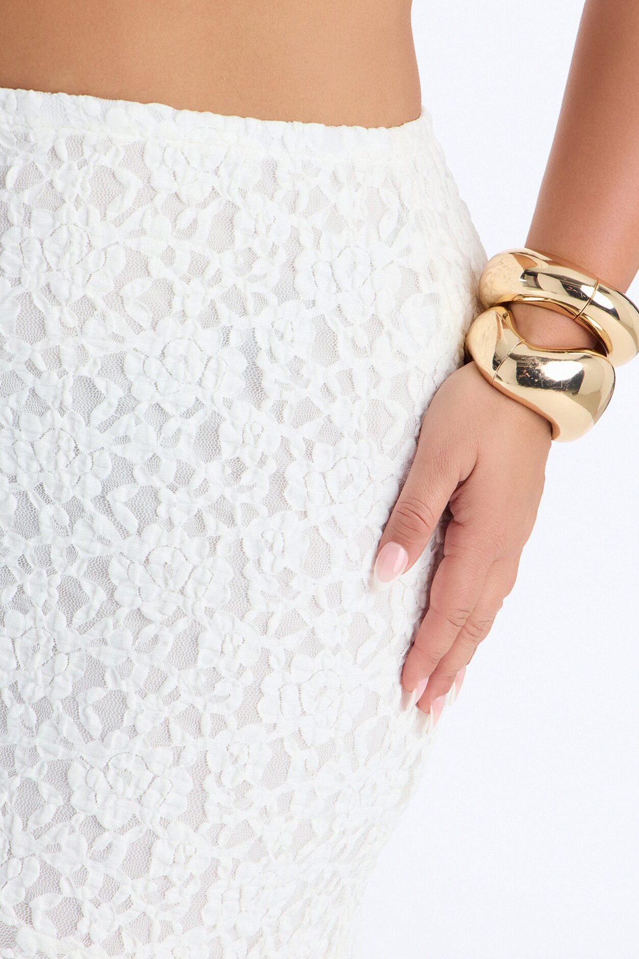 Summer Romance Asymmetrical Lace Maxi Skirt - Ivory