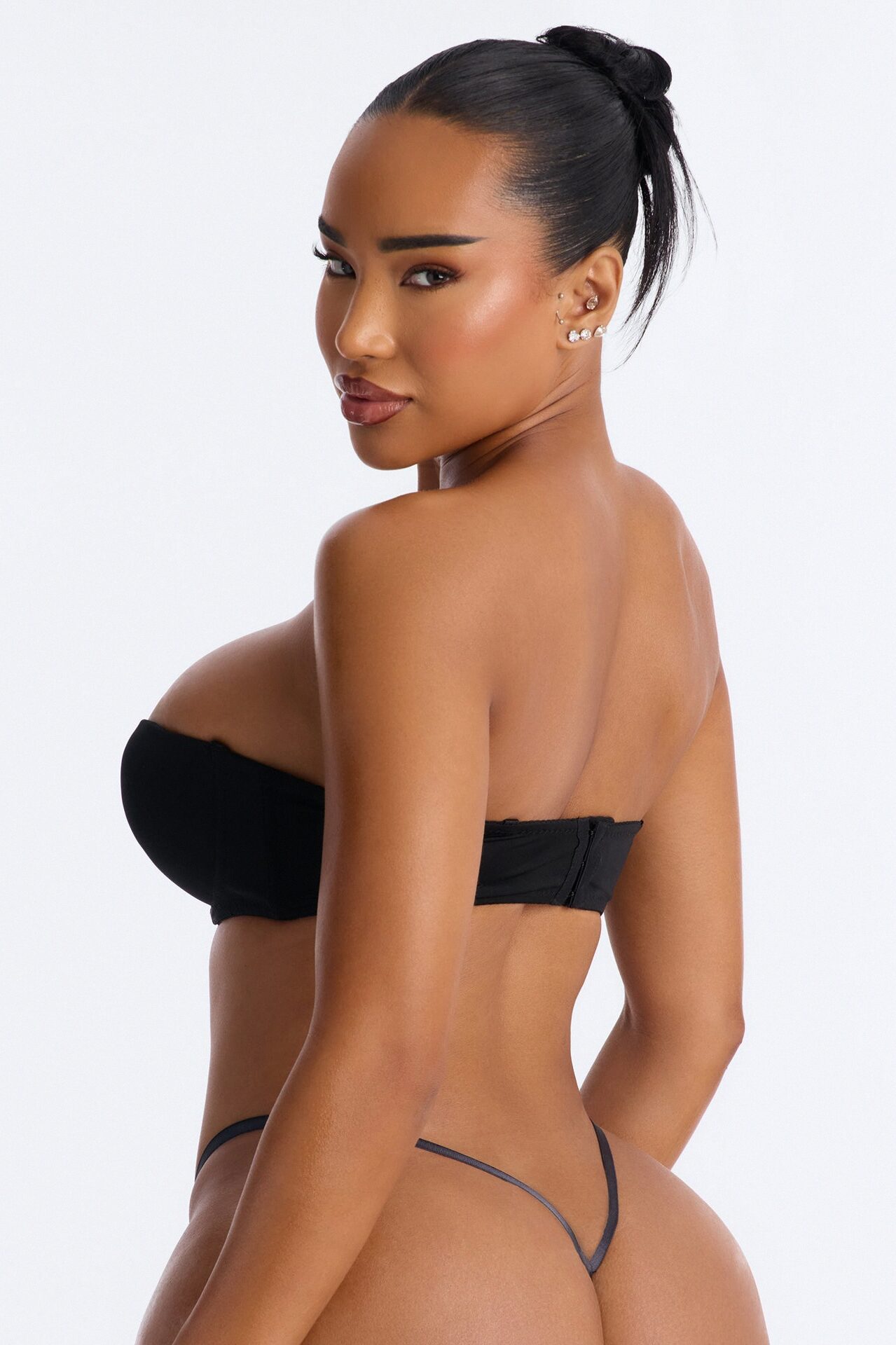 Quick Push Strapless Balconette Bra - Black