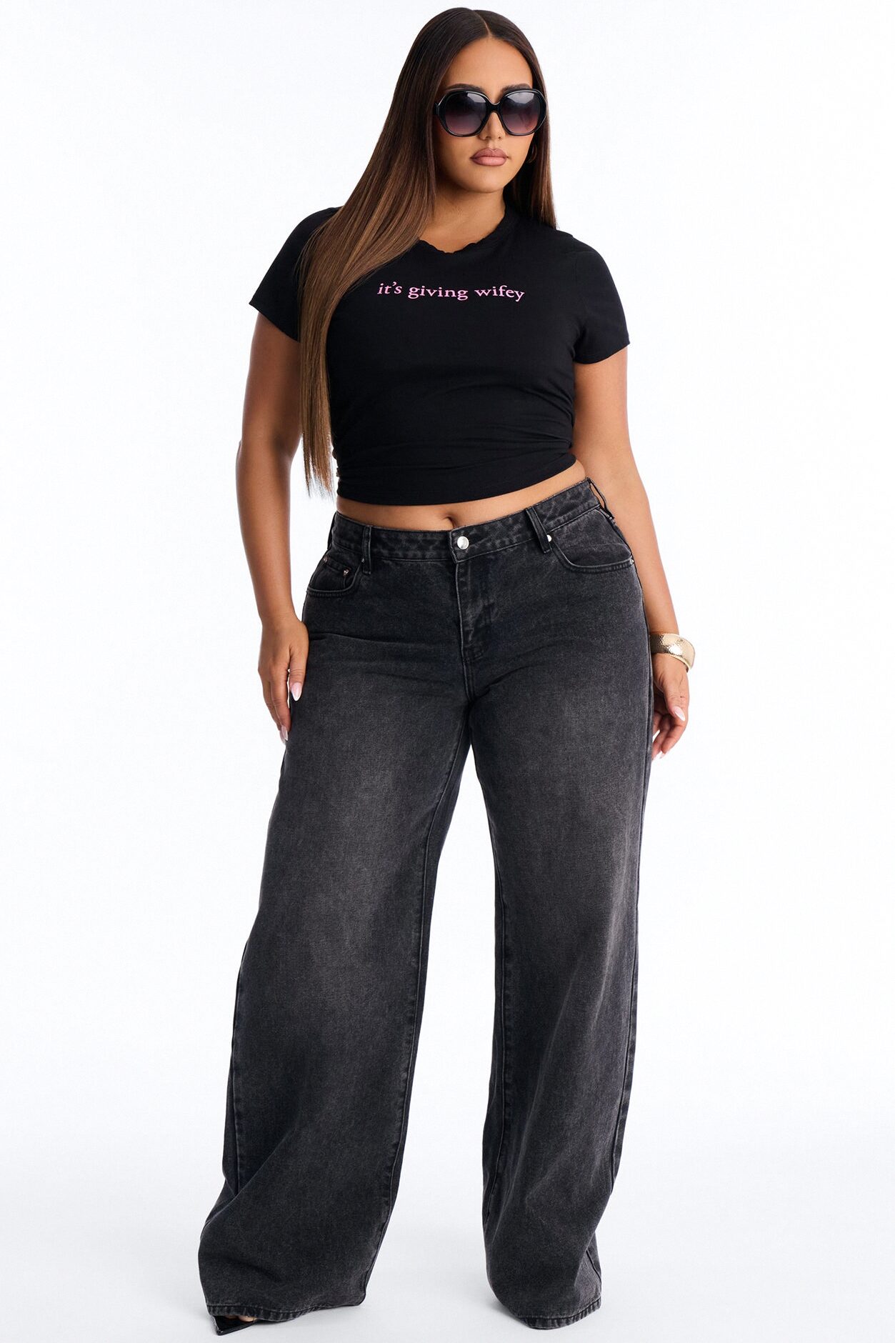 It's Giving Wifey Baby Tee - Black