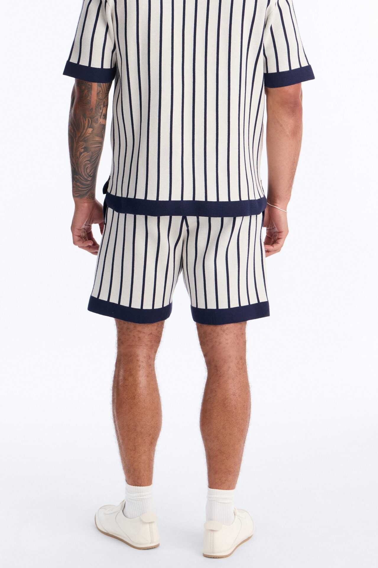 Relaxed Estate Stripe Short - Navy