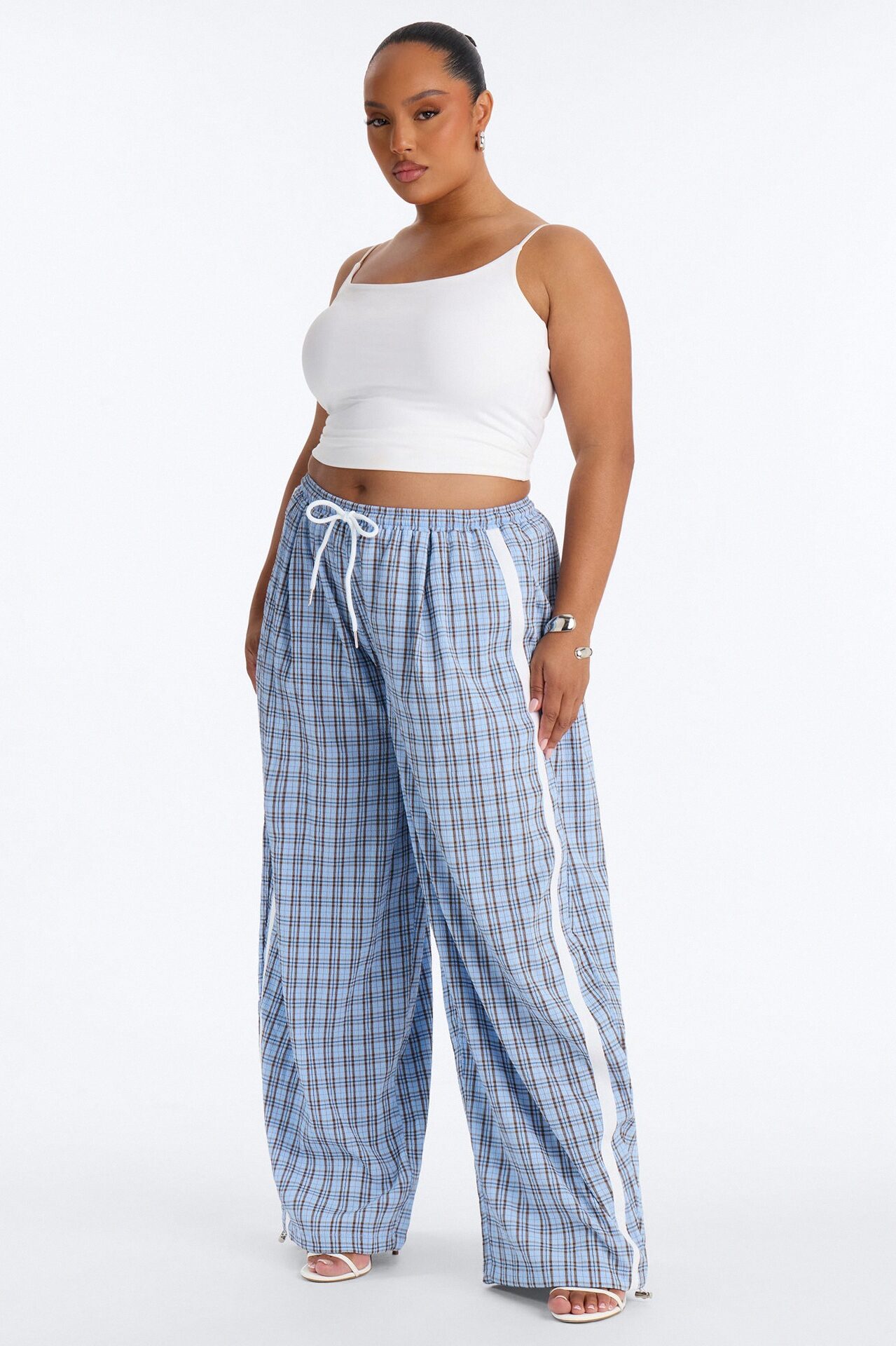 Kori Mid Rise Plaid Wide Leg Pant 31″ - Blue/combo