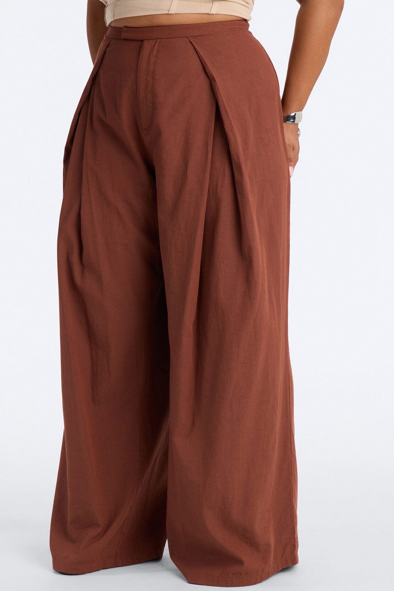 Tyra High Rise Pleated Wide Leg Pant - Spice