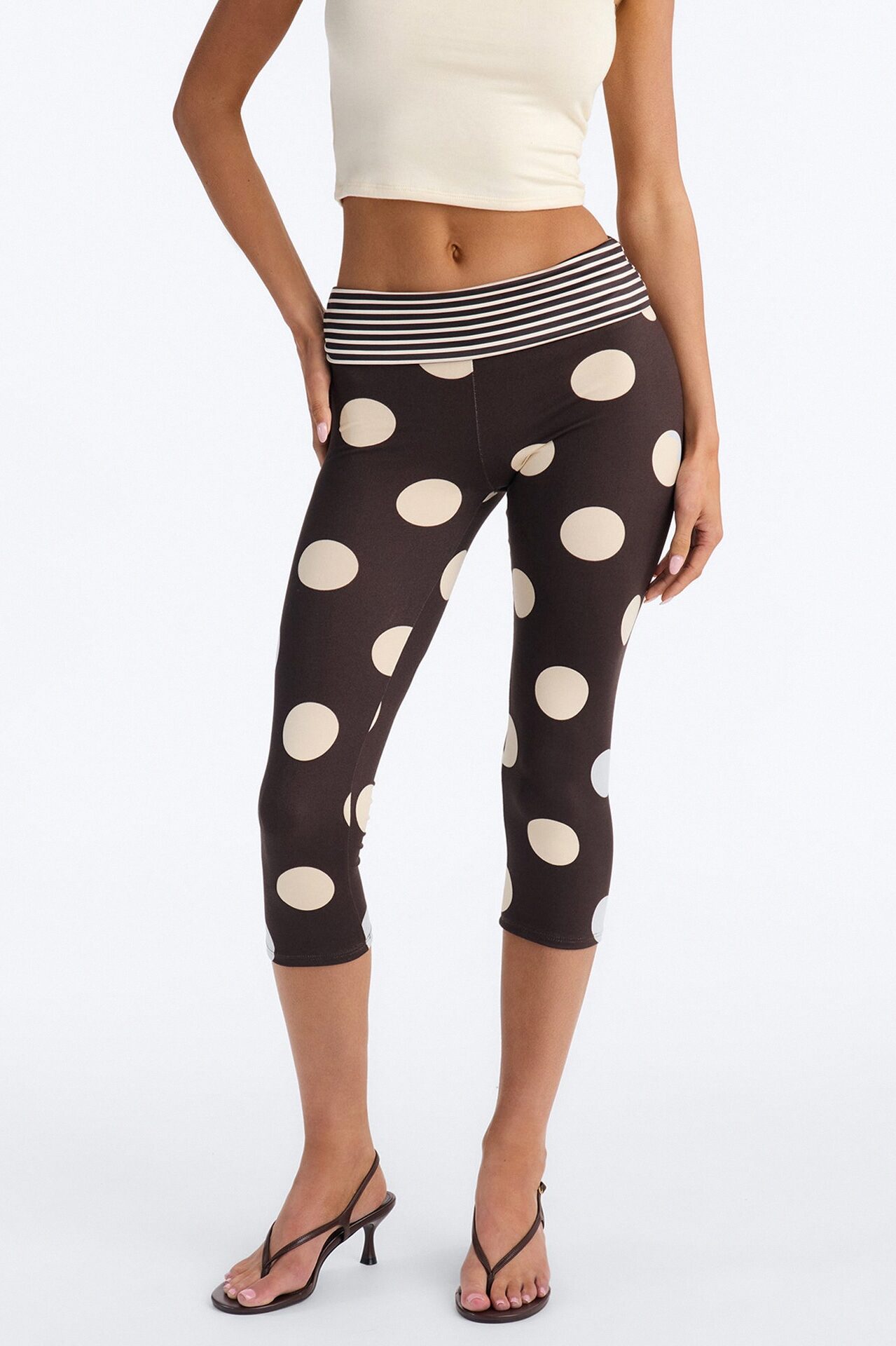 Tammy Mid Rise Polka Dot Capri Legging - Brown/combo