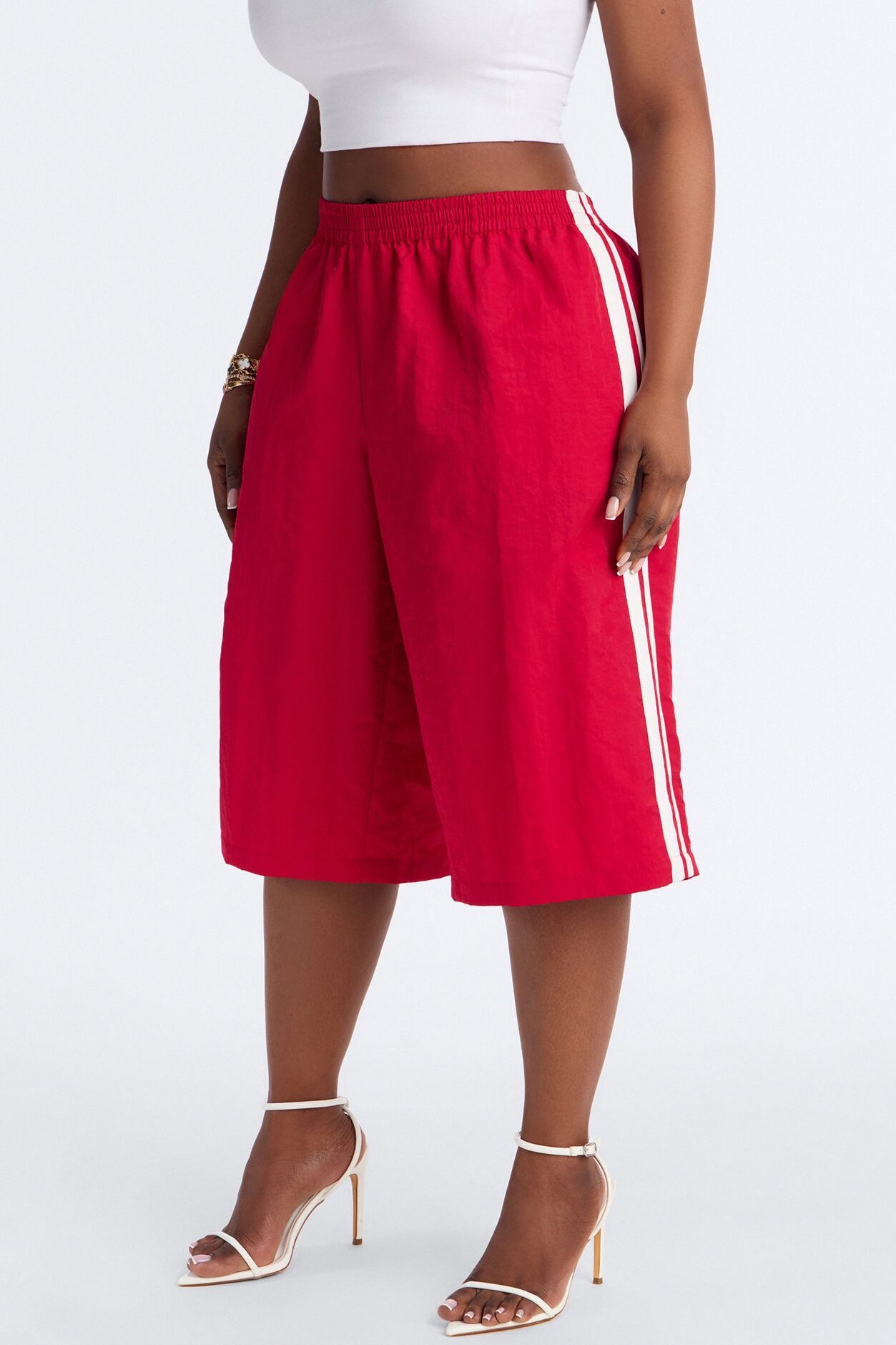 Can't Keep Up Striped Bermuda Track Short - Red/White