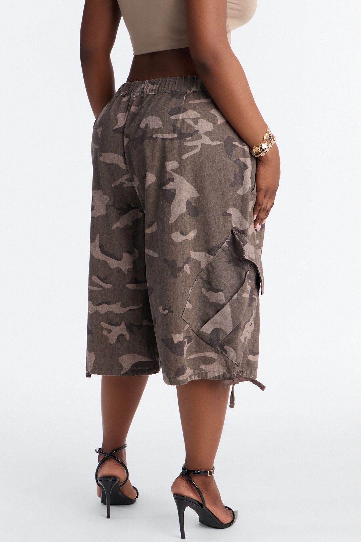 Carter Twill Cargo Bubble Hem Bermuda Short - Camouflage