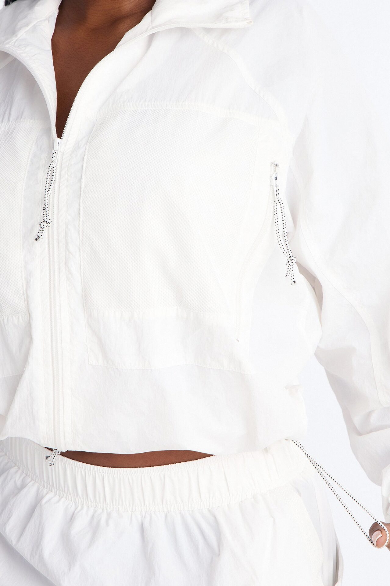 Stay Cool Cropped Windbreaker Jacket - White