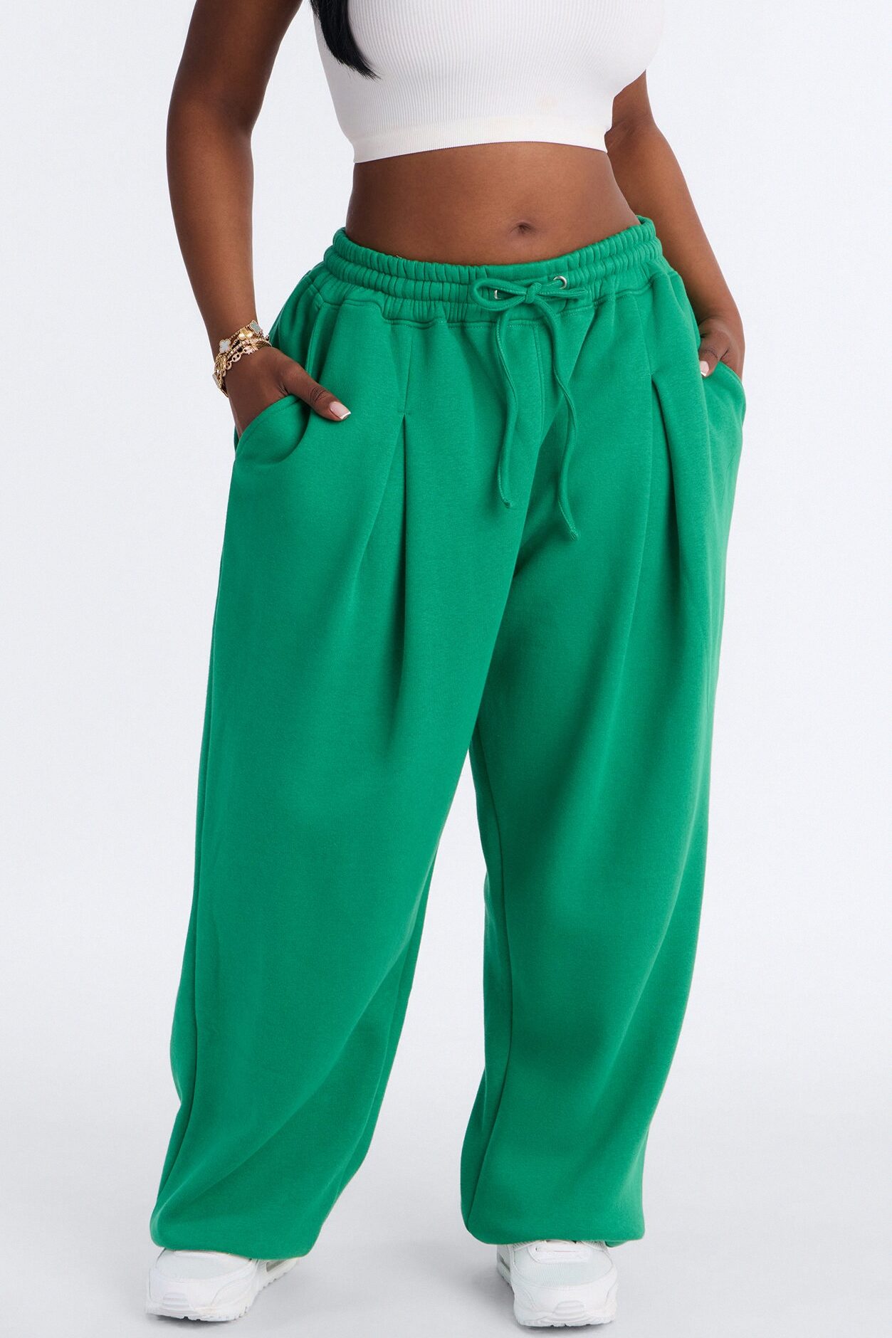 Mia Pleated Fleece Jogger Pants - Green