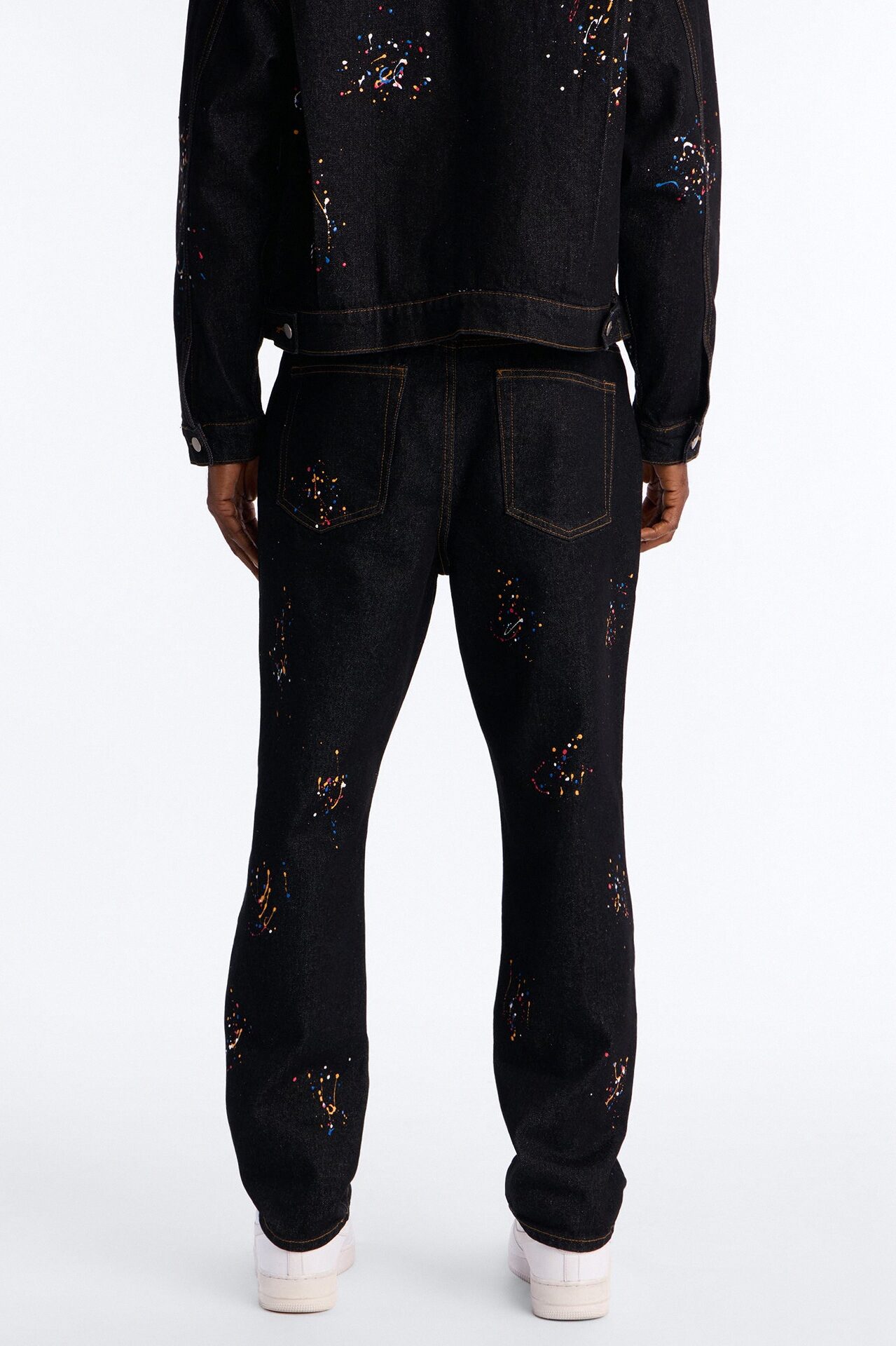 Slim Studio Paint Jeans - Dark Wash