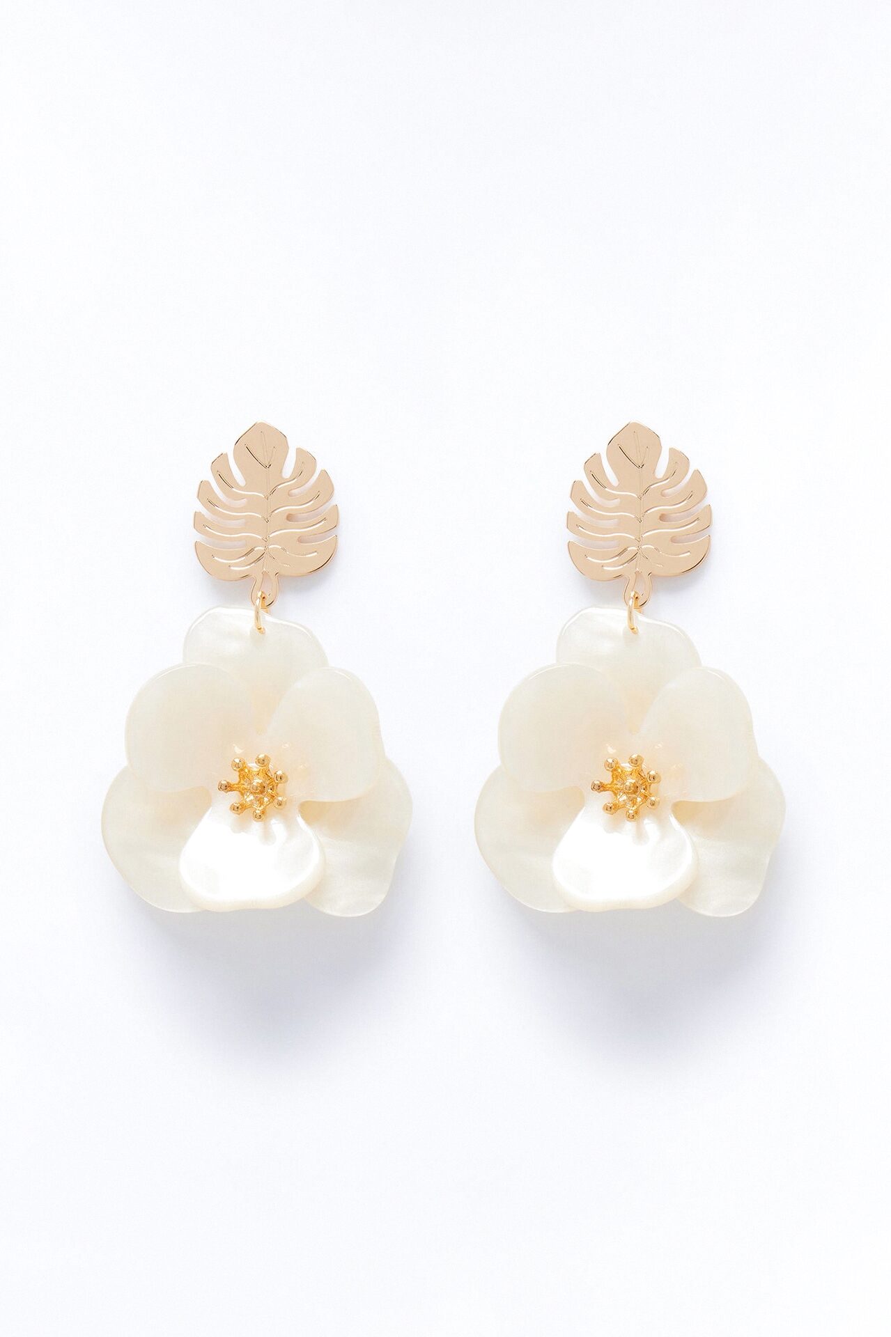 Luxe Flora Drop Earrings - Ivory