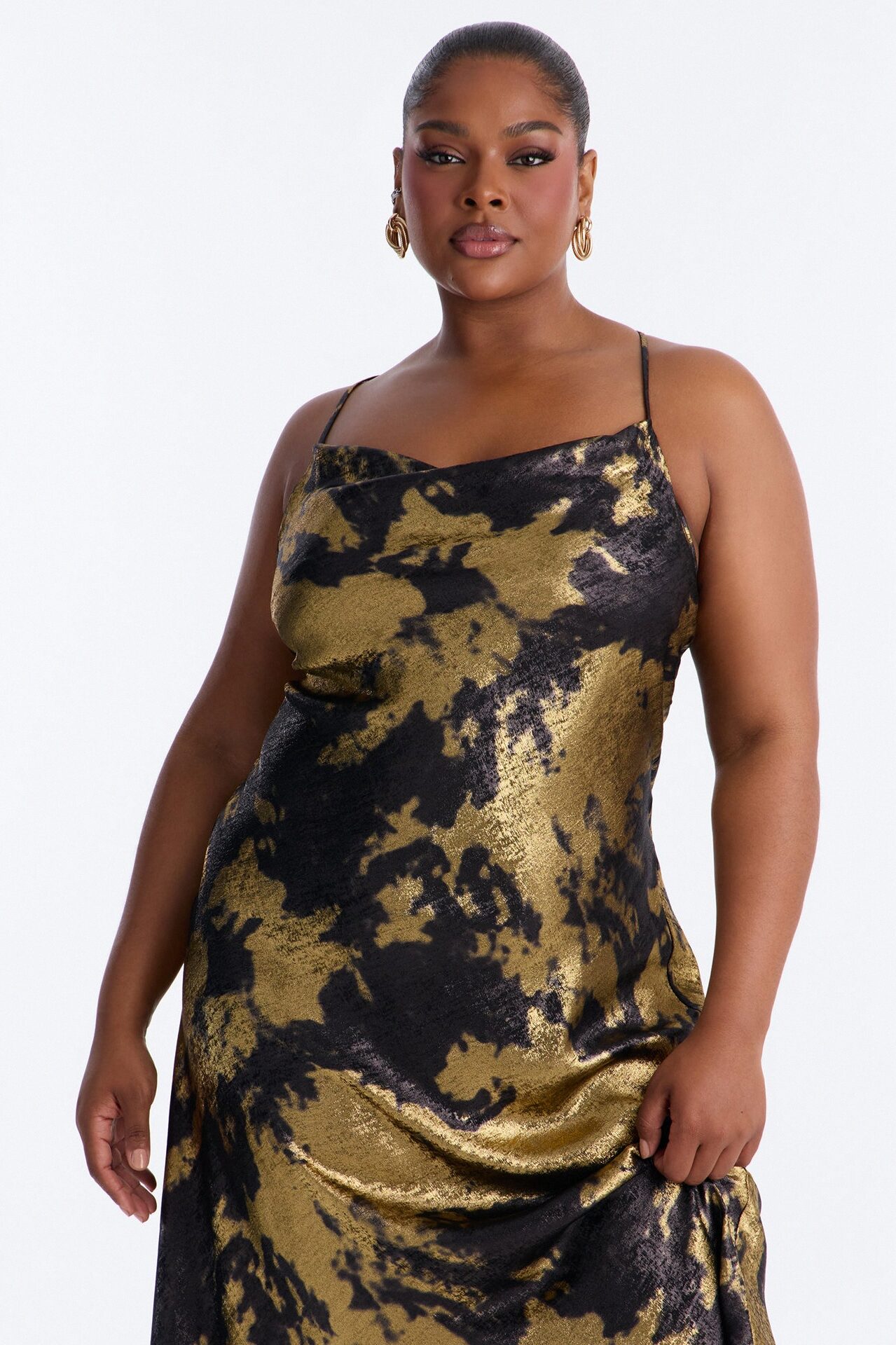 Elya Metallic Satin Midi Dress - Black/Gold