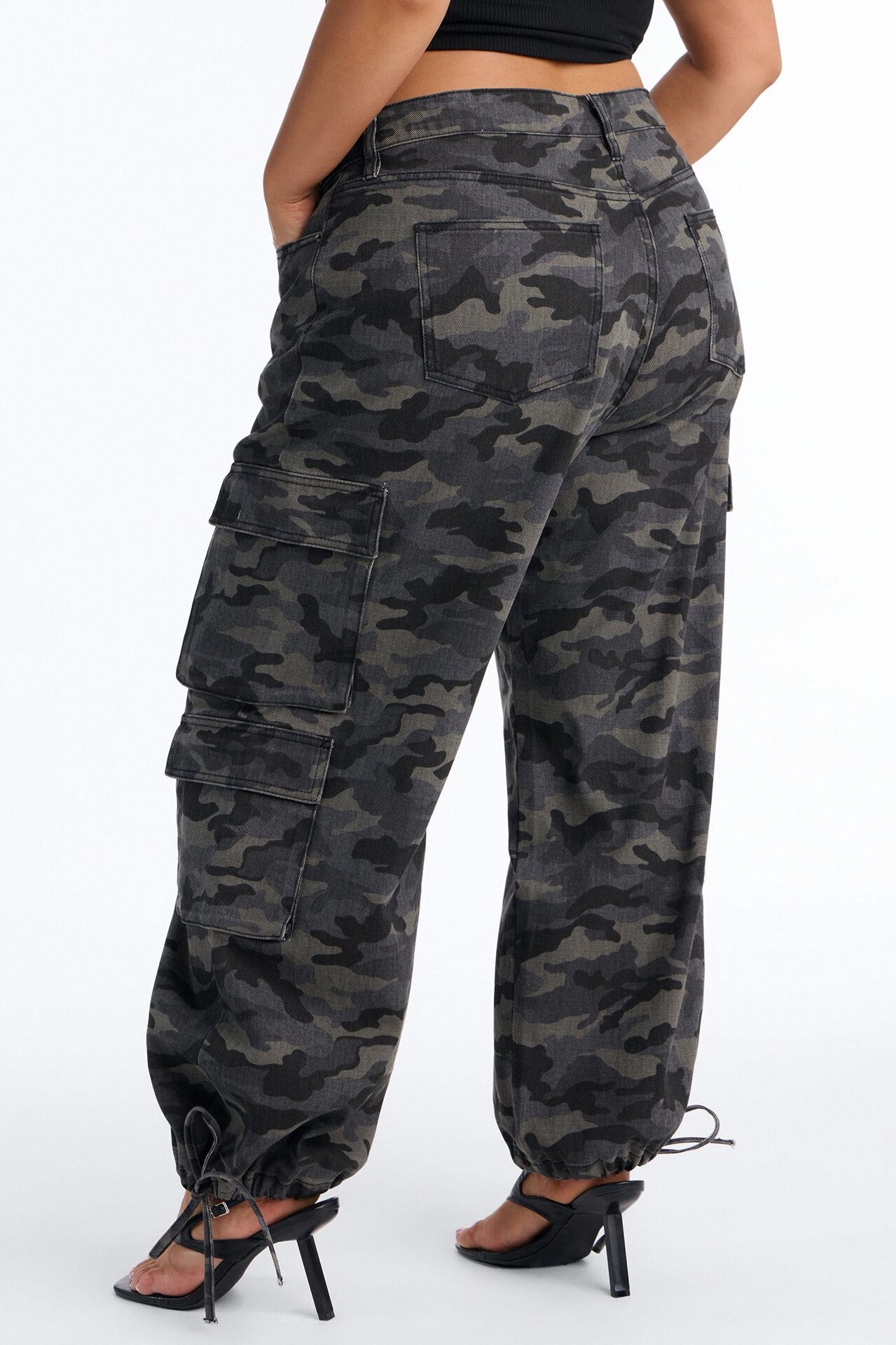 Anastasia Camo Jogger - Camouflage