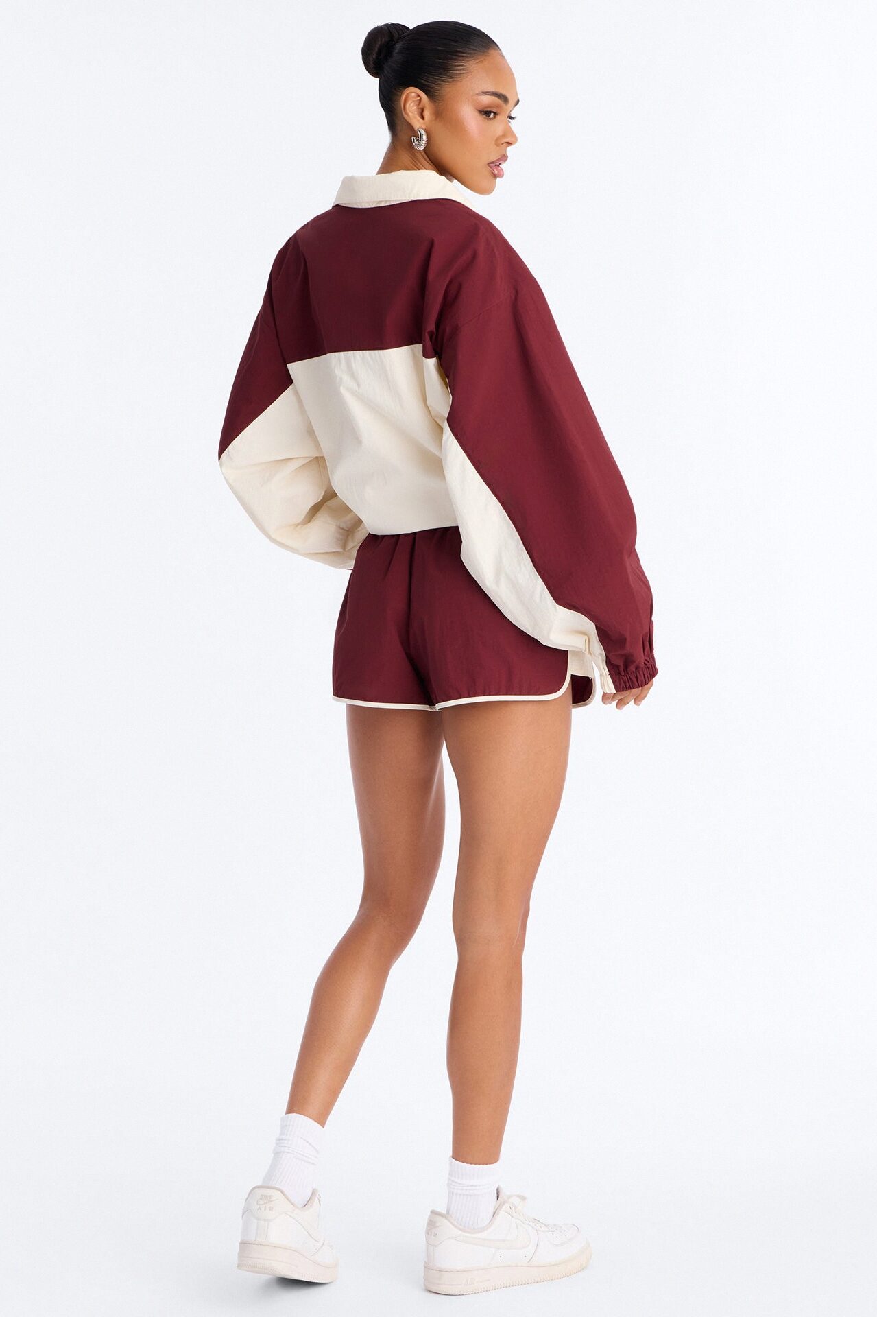 Extra Mile Color Block Windbreaker Short - Burgundy