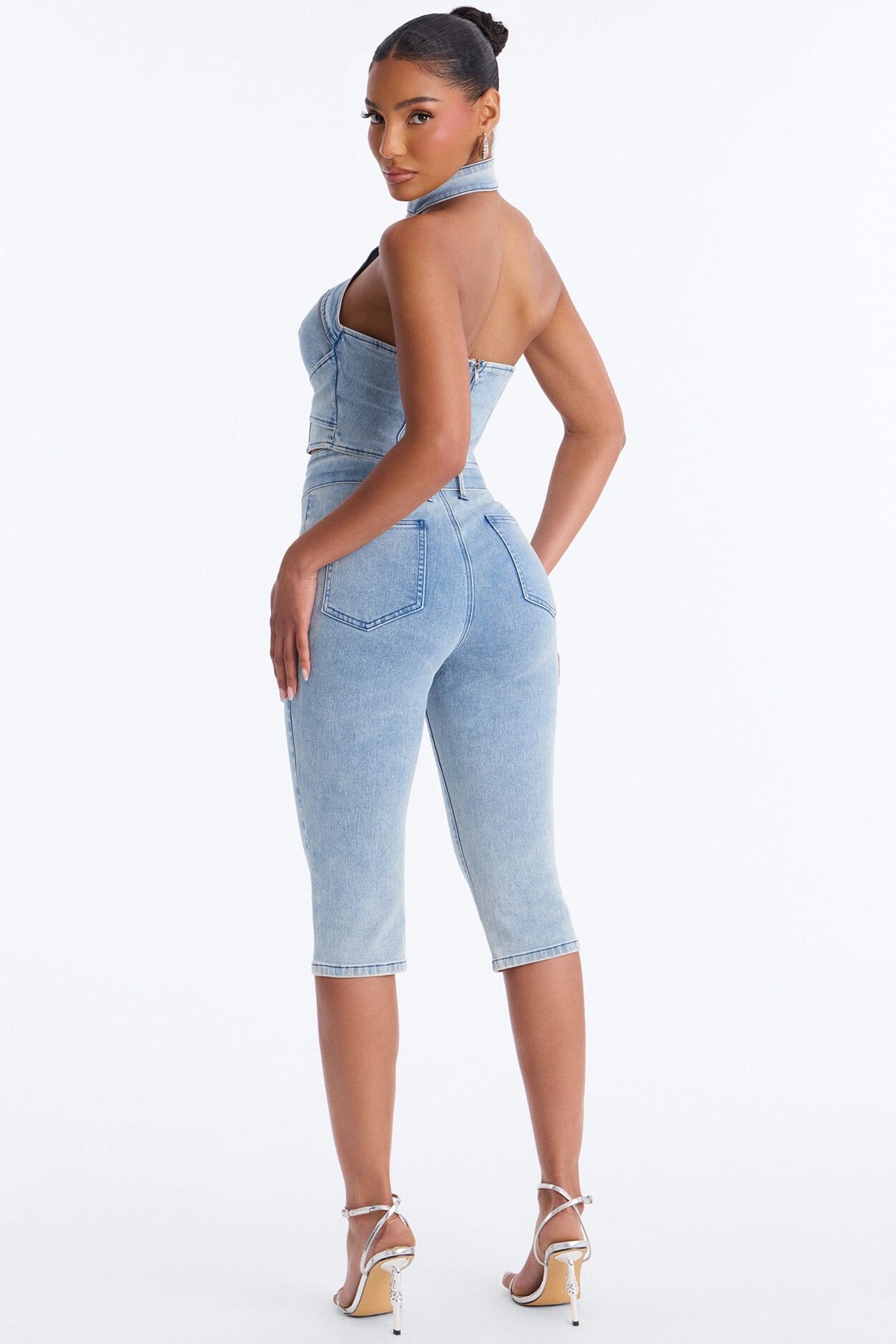Let Me Adore You Capri Set - Light Wash