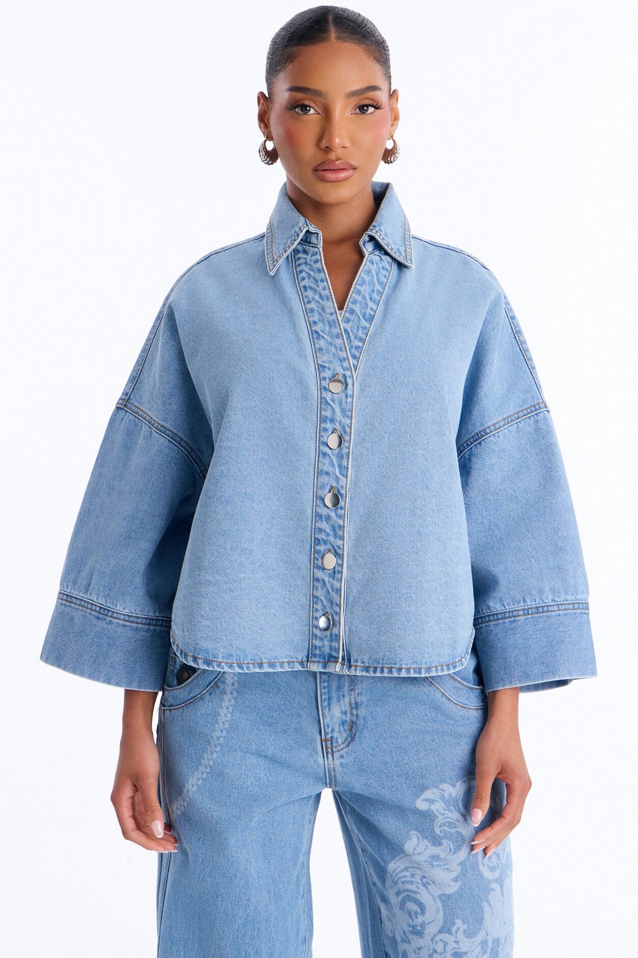 Fit Secured Oversized Denim Shirt - Light Wash