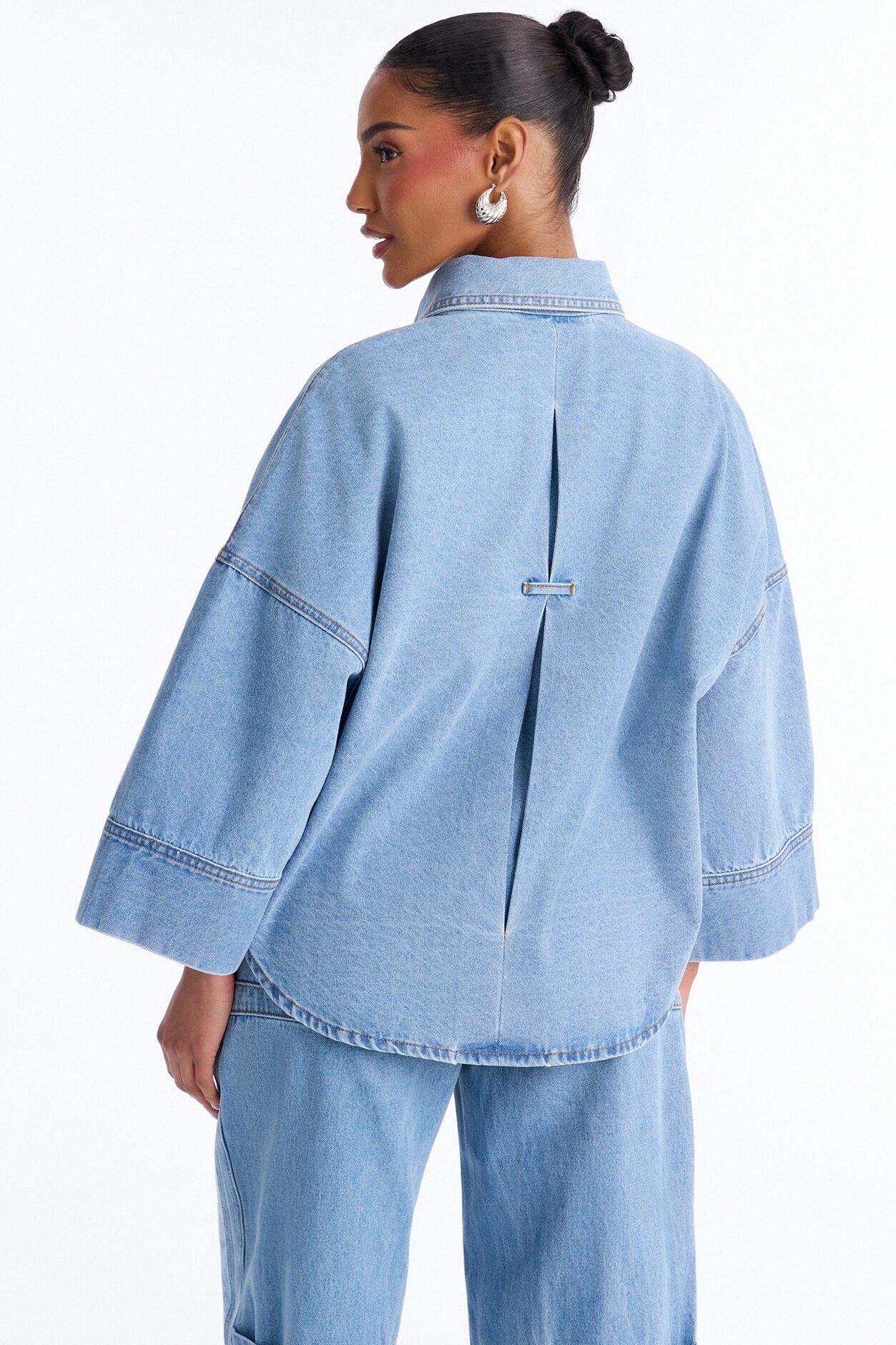 Fit Secured Oversized Denim Shirt - Light Wash