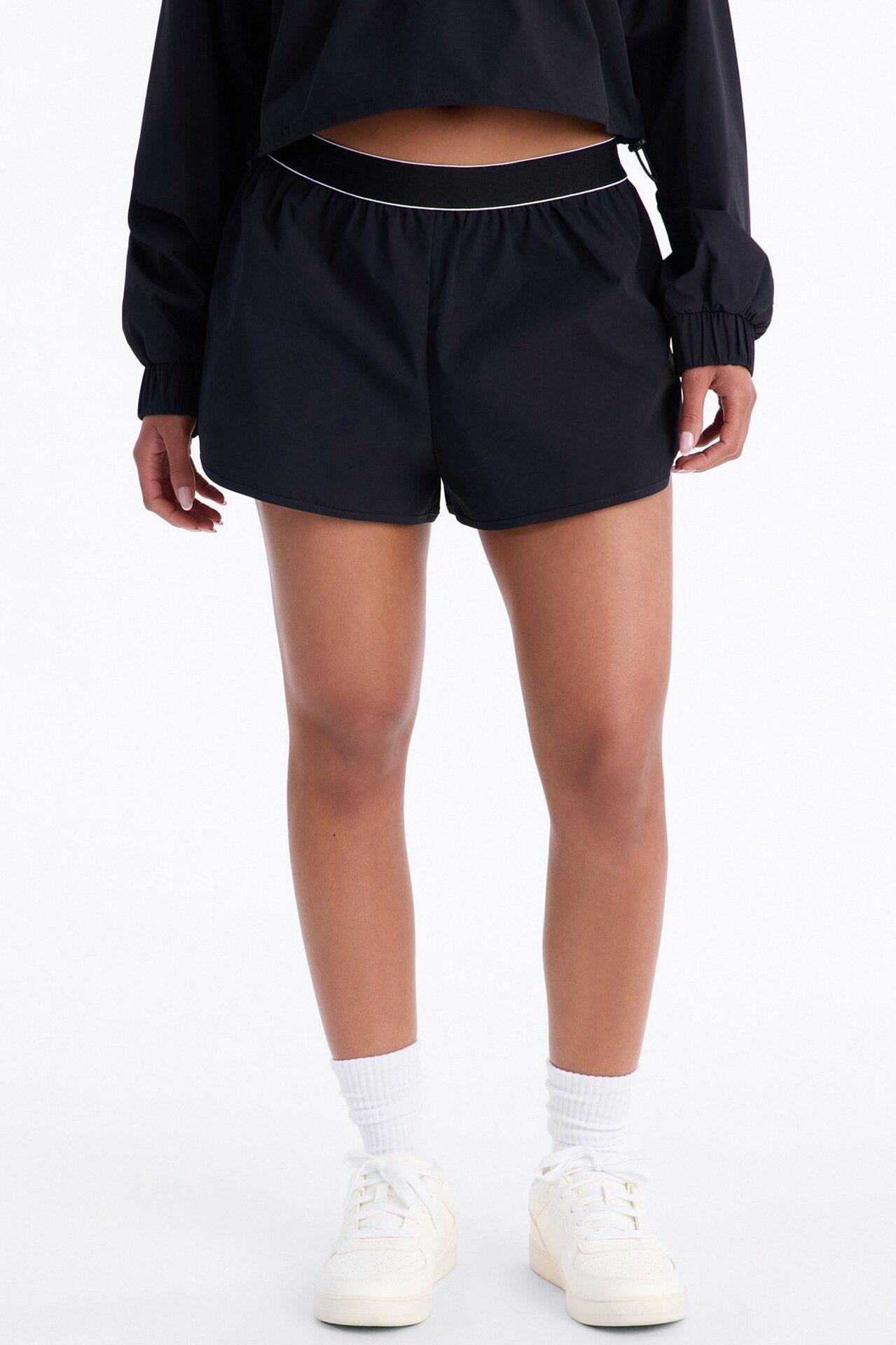 Alora Windbreaker Lounge Short - Black