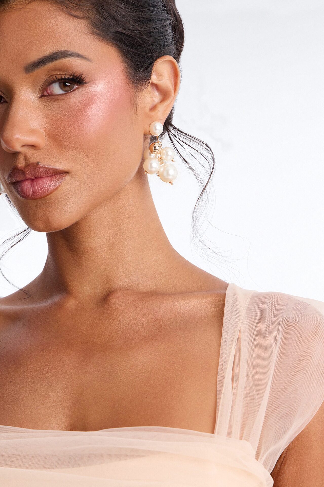 Pearl Bloom Earrings - White/Gold